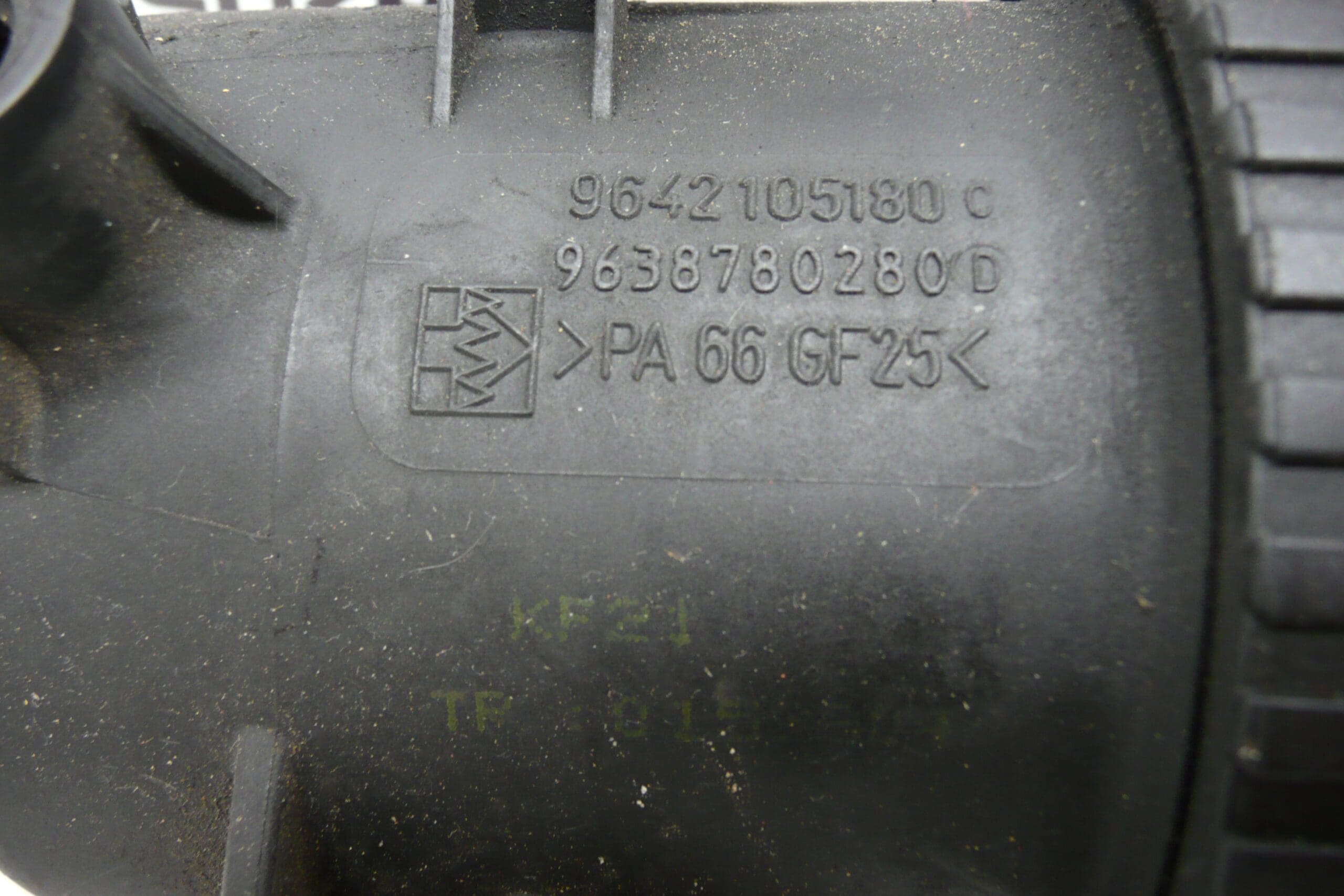 Üzemanyagszűrő burkolat HDI 2 kimenet 9642105180 9638780280 190430 - Image 2