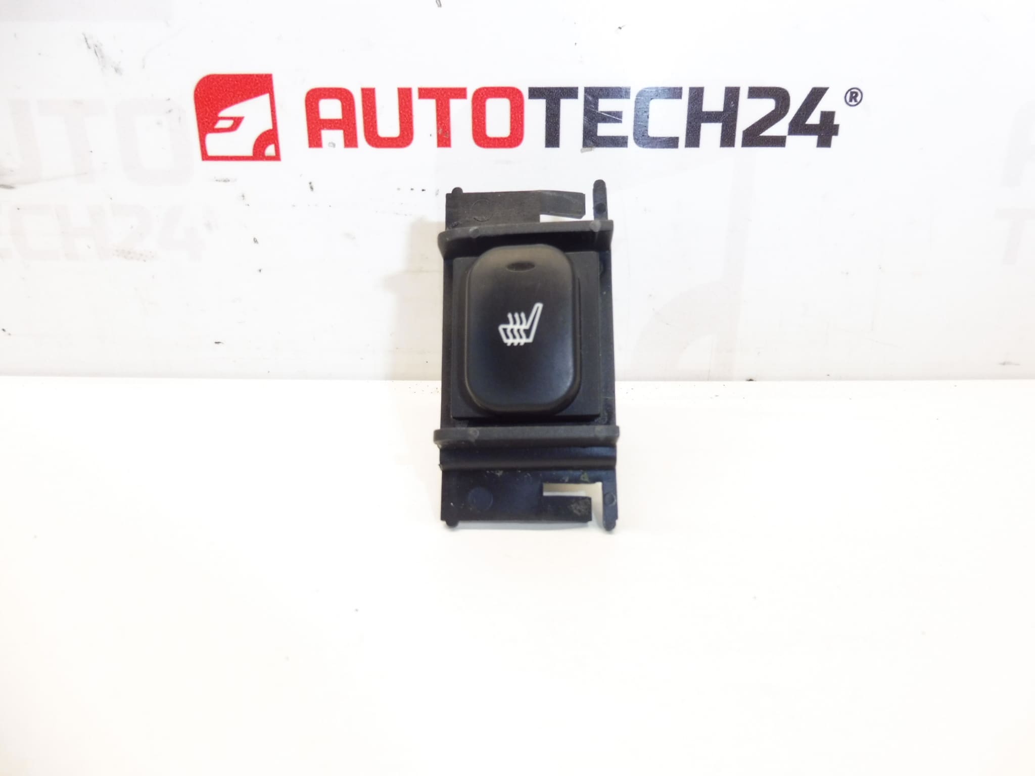 Ülésfűtés szabályzó Citroën Peugeot 96456870XT