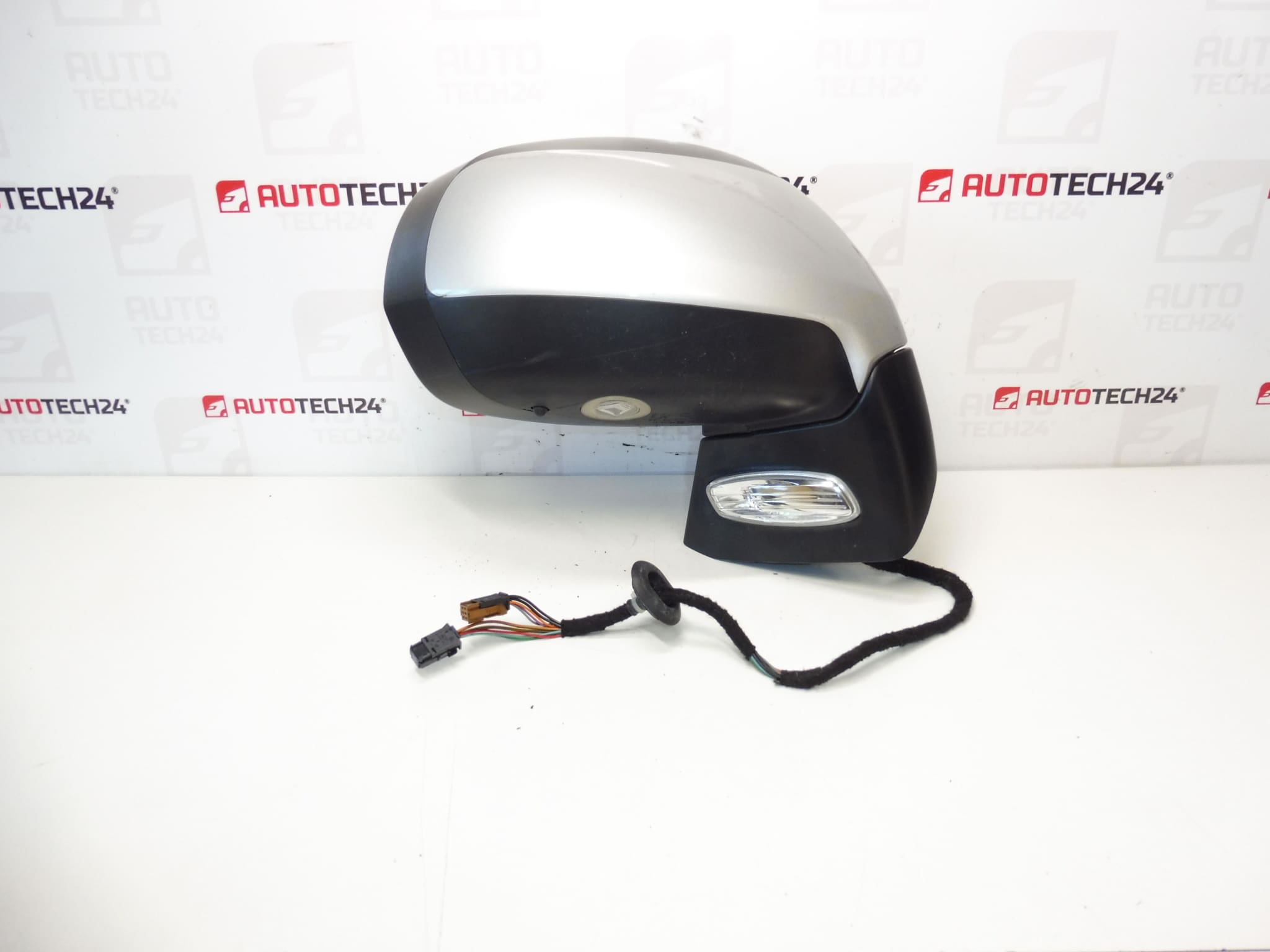 Jobb tükör EZRC Peugeot 3008 és 5008 8153ZG