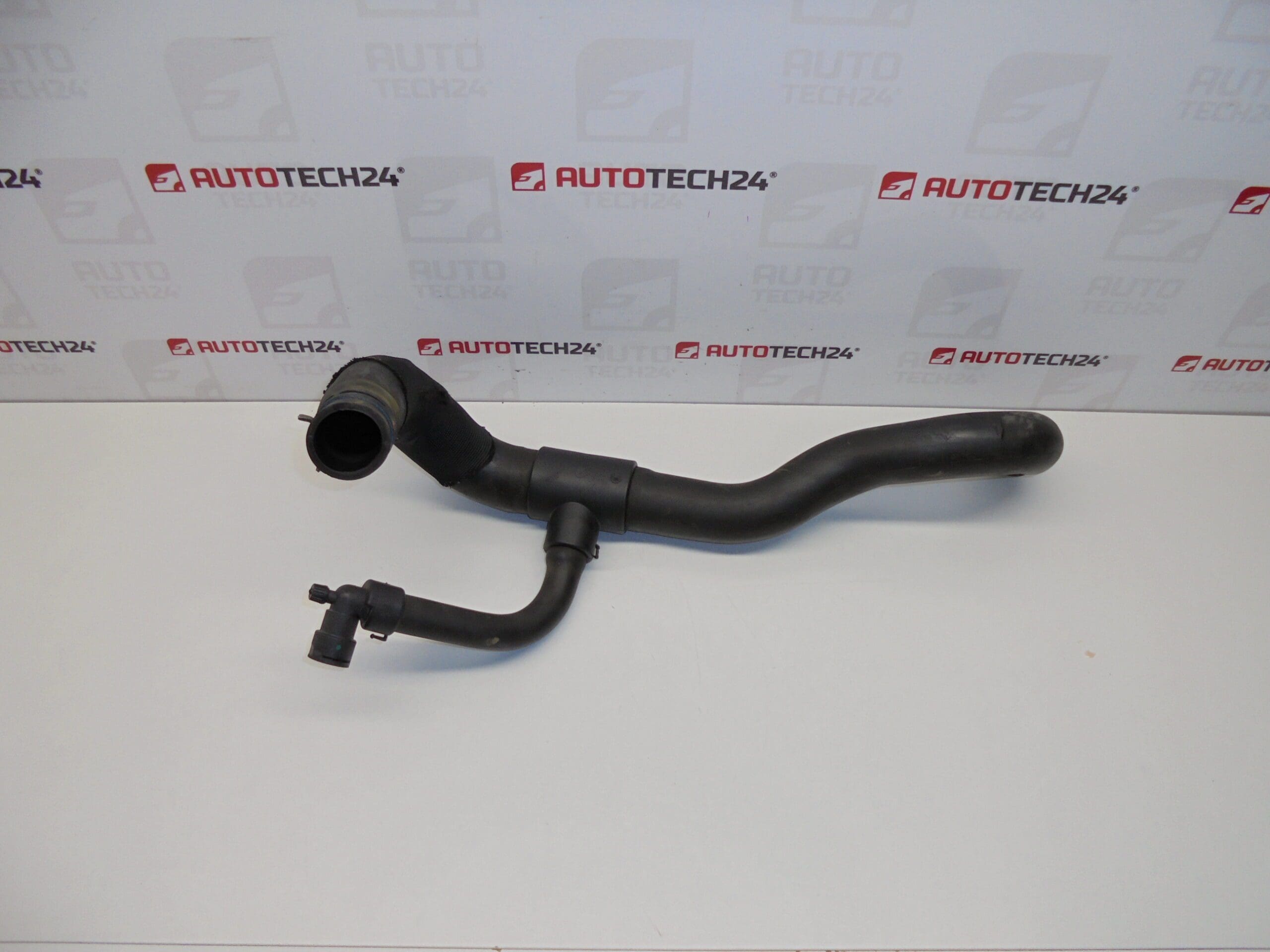 Víztömlő Citroën Peugeot 2.0 HDI 1351GT