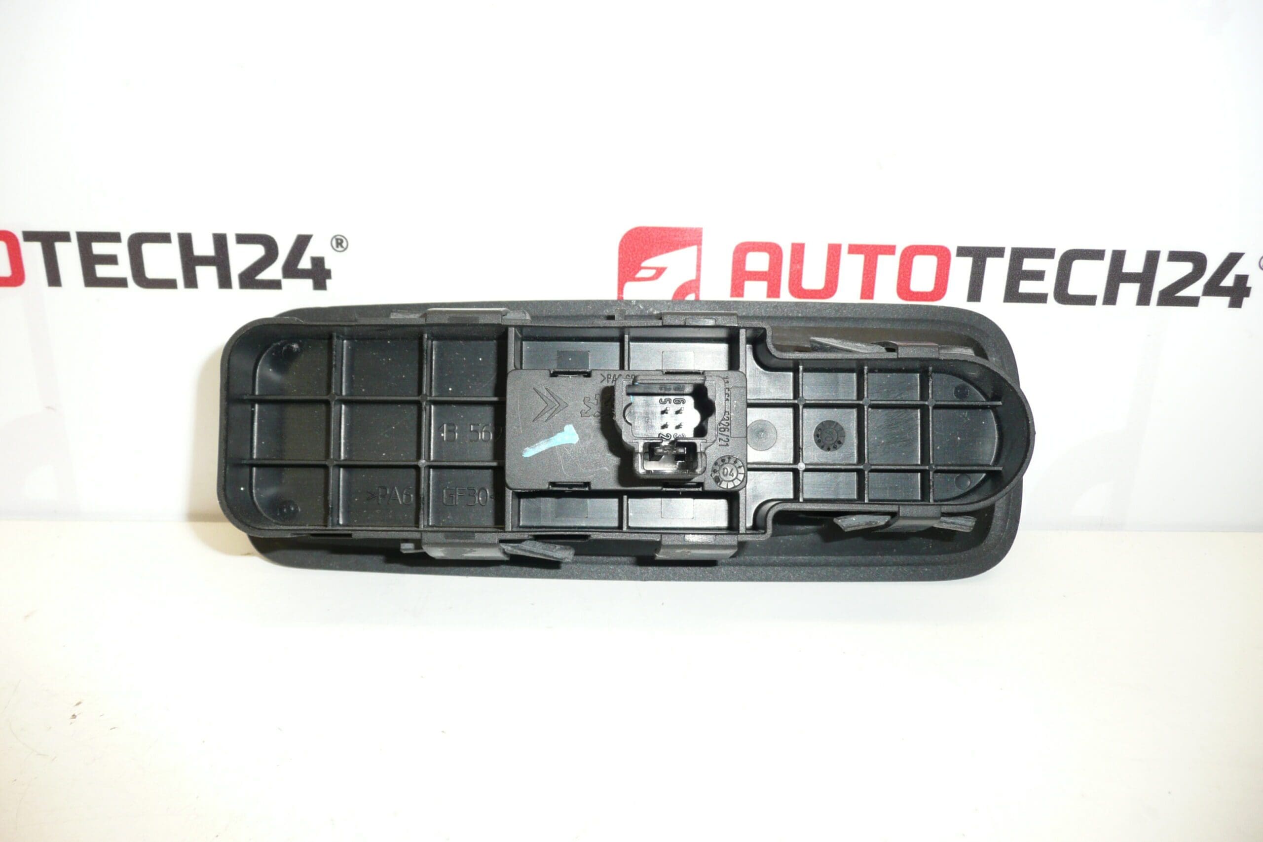 Vezető Citroën C8 Peugeot 807 14893750XT 6554P5