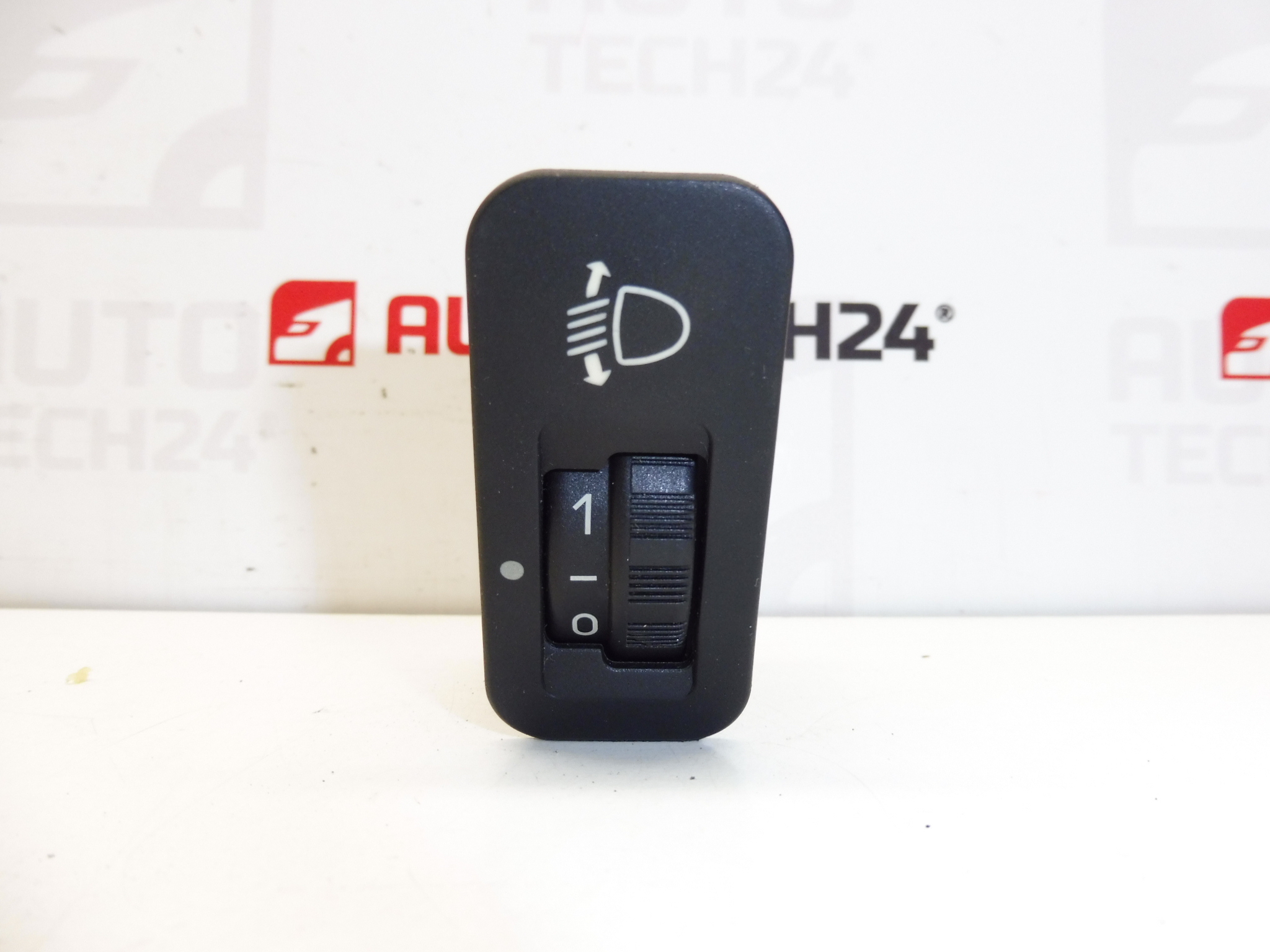 Citroën Peugeot 6554T7 fénymagasság korrekciós vezérlő