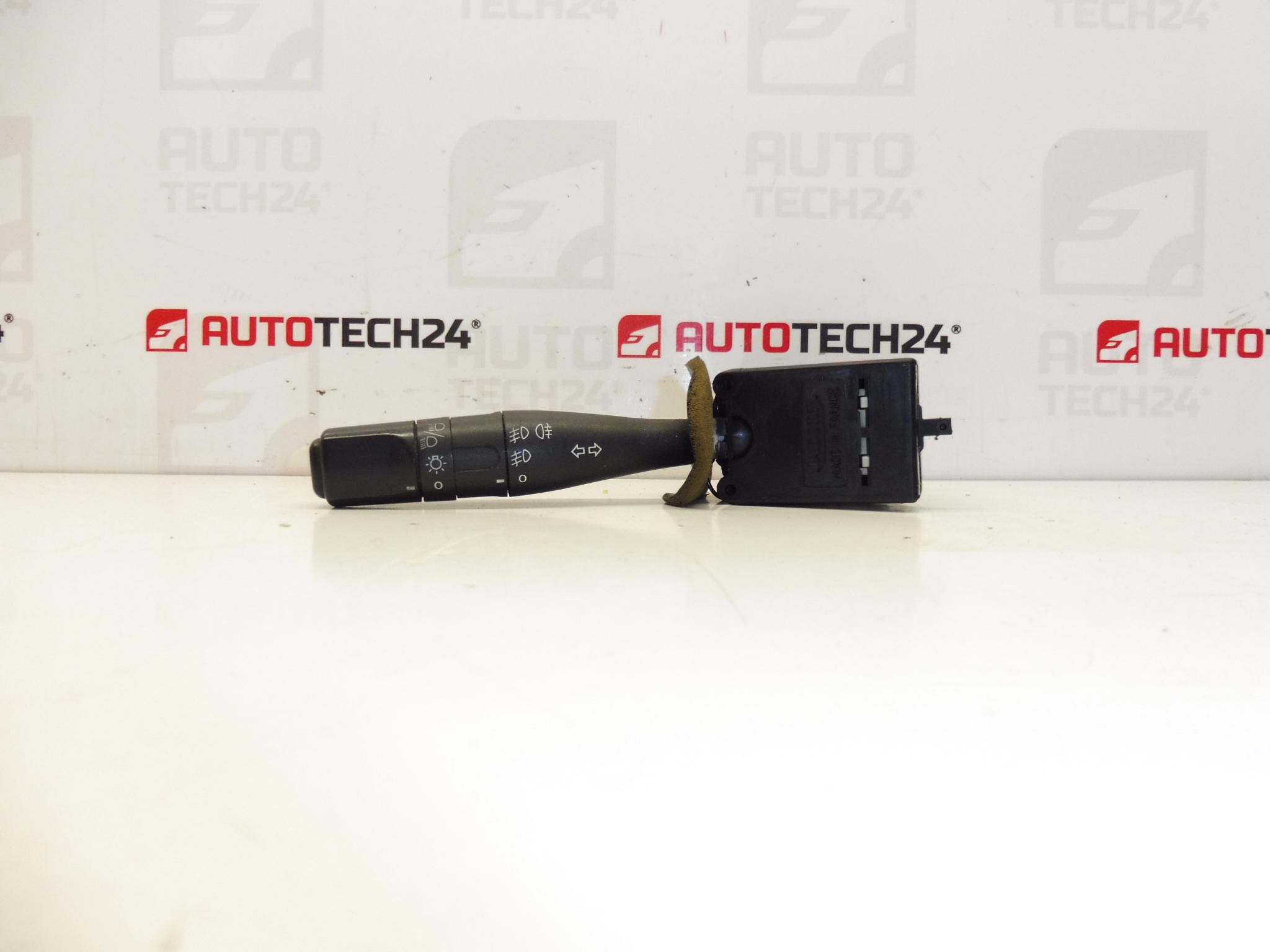 Jaeger Citroën Peugeot fényvezérlő 96307460ZL 625377