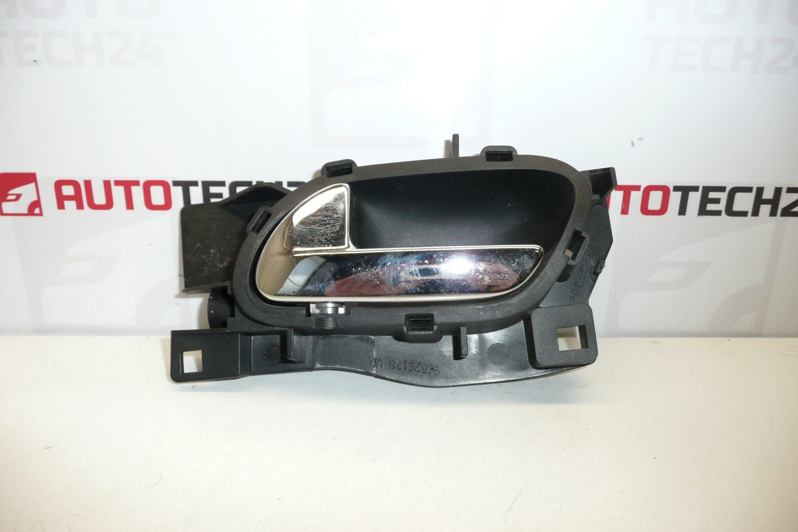 Belső bal ajtókilincs Citroën Peugeot 96526178VD 9143J9