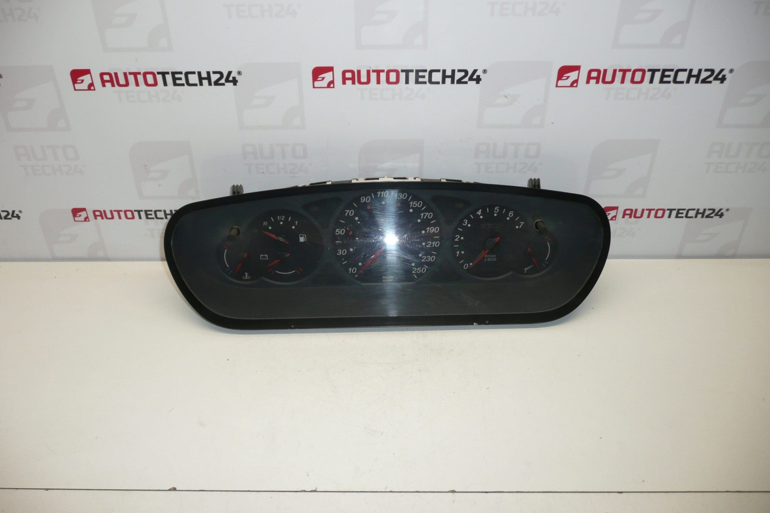 Sebességmérő Citroën C5 I 9635289280 futásteljesítmény 208 ezer km