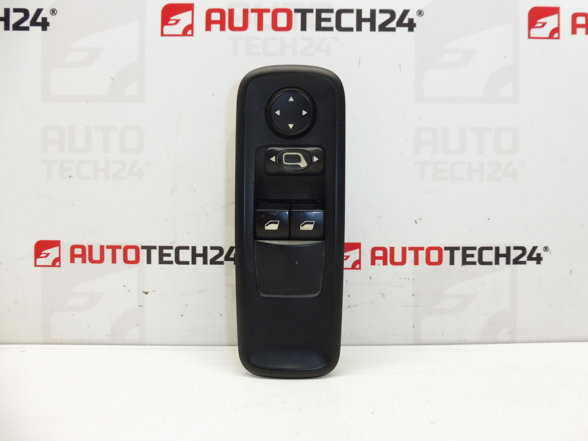 Vezető Citroën C8 Peugeot 807 14996350XT 6554RV