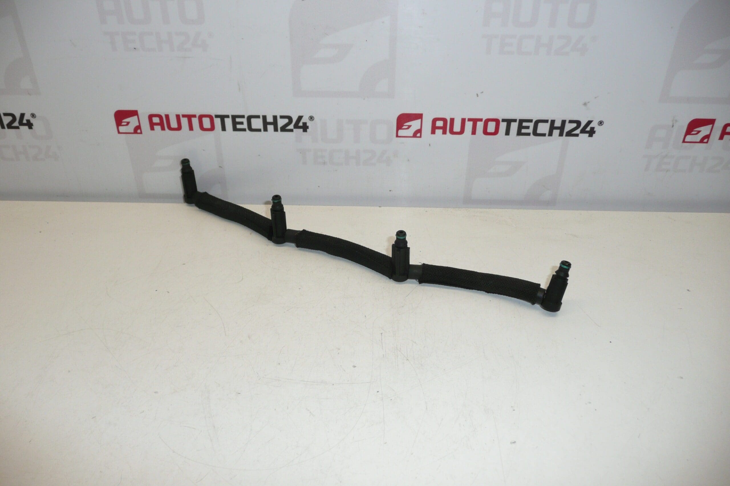 Túlfolyó tömlők Citroën Peugeot 1574Q5