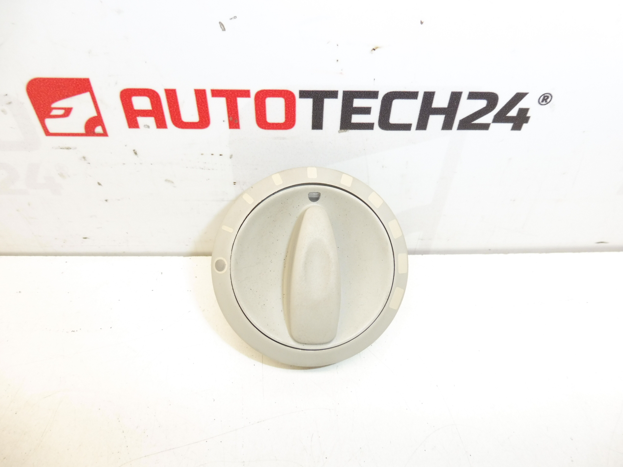 Citroën Peugeot napfénytető vezérlő 96590657BJ 649039