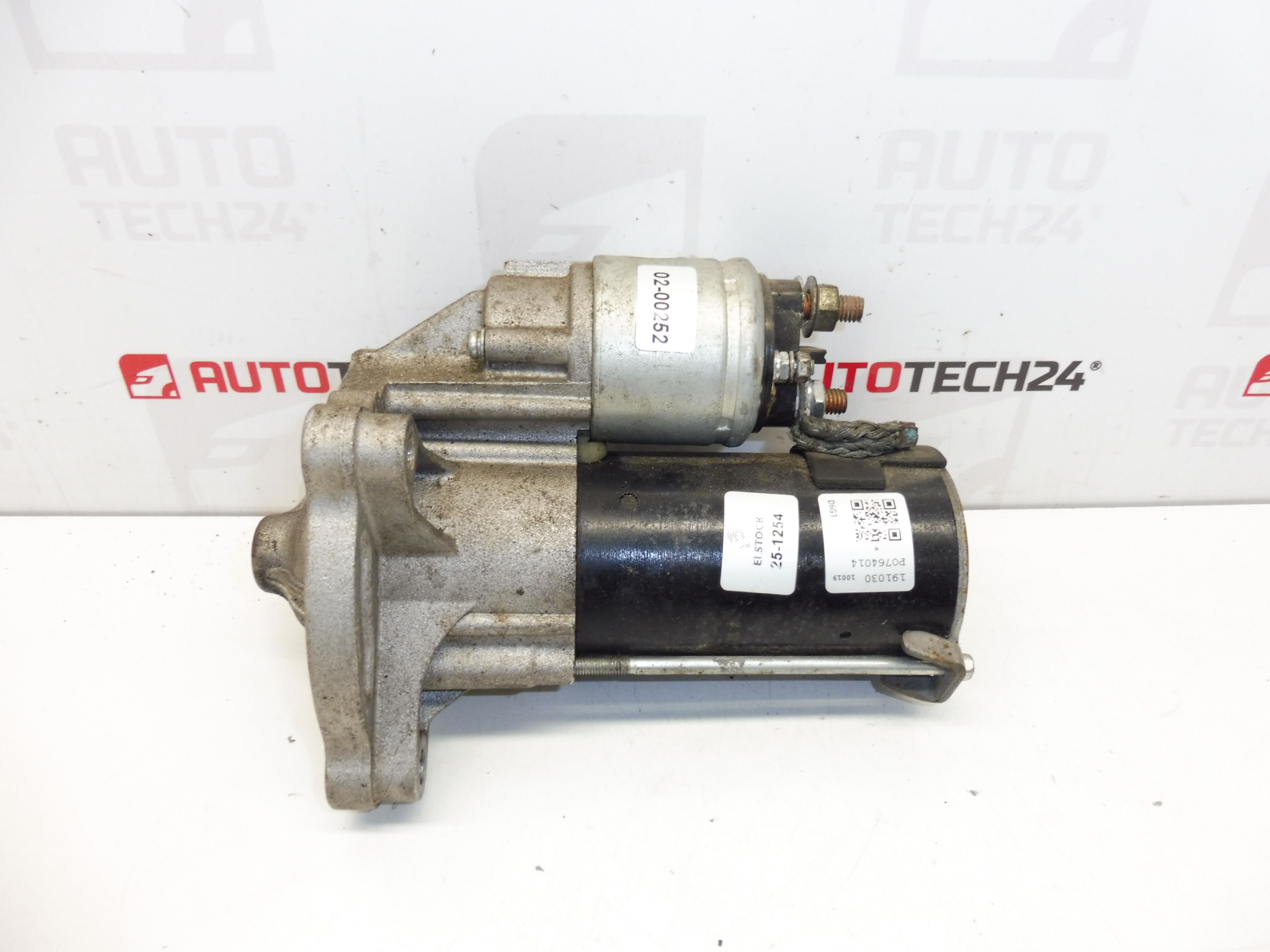 Önindító D6G3 utángyártott Citroën Peugeot 9648644680 5802C9