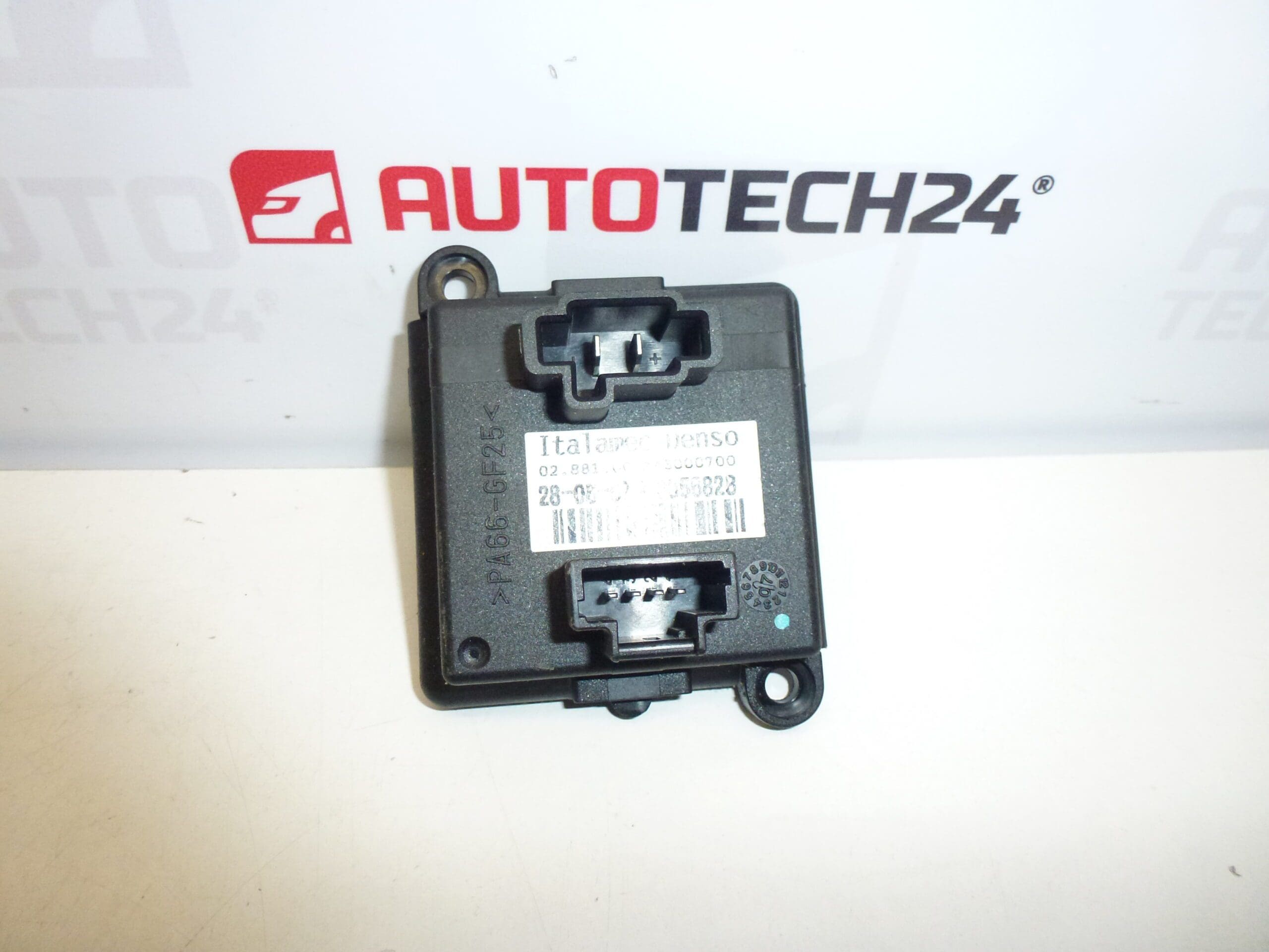 Fűtésventilátor szabályozó Citroën C4 Picasso A43000700 6441X3