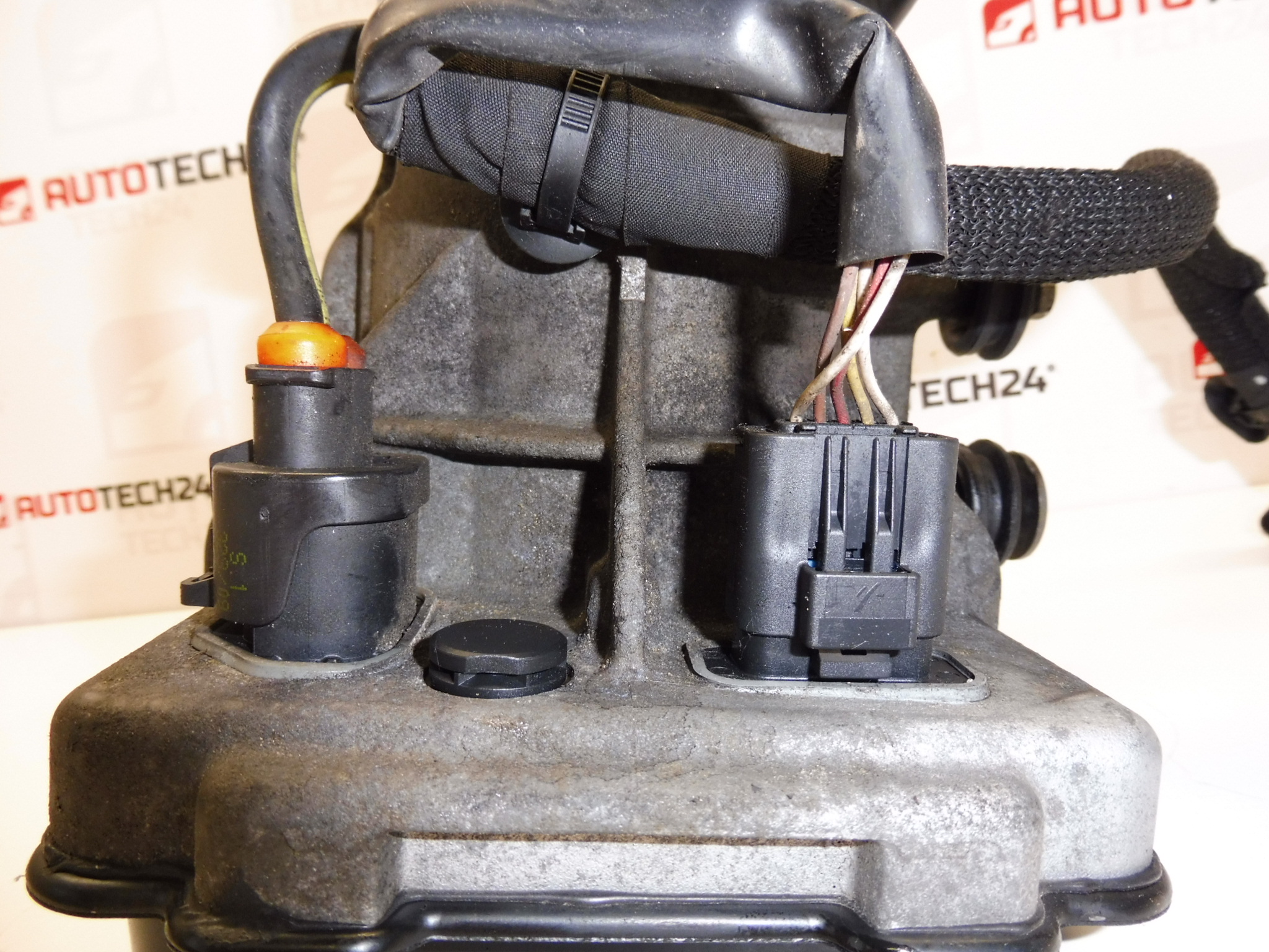 Szervokormány szivattyú TRW Peugeot 308 9671691980 400847