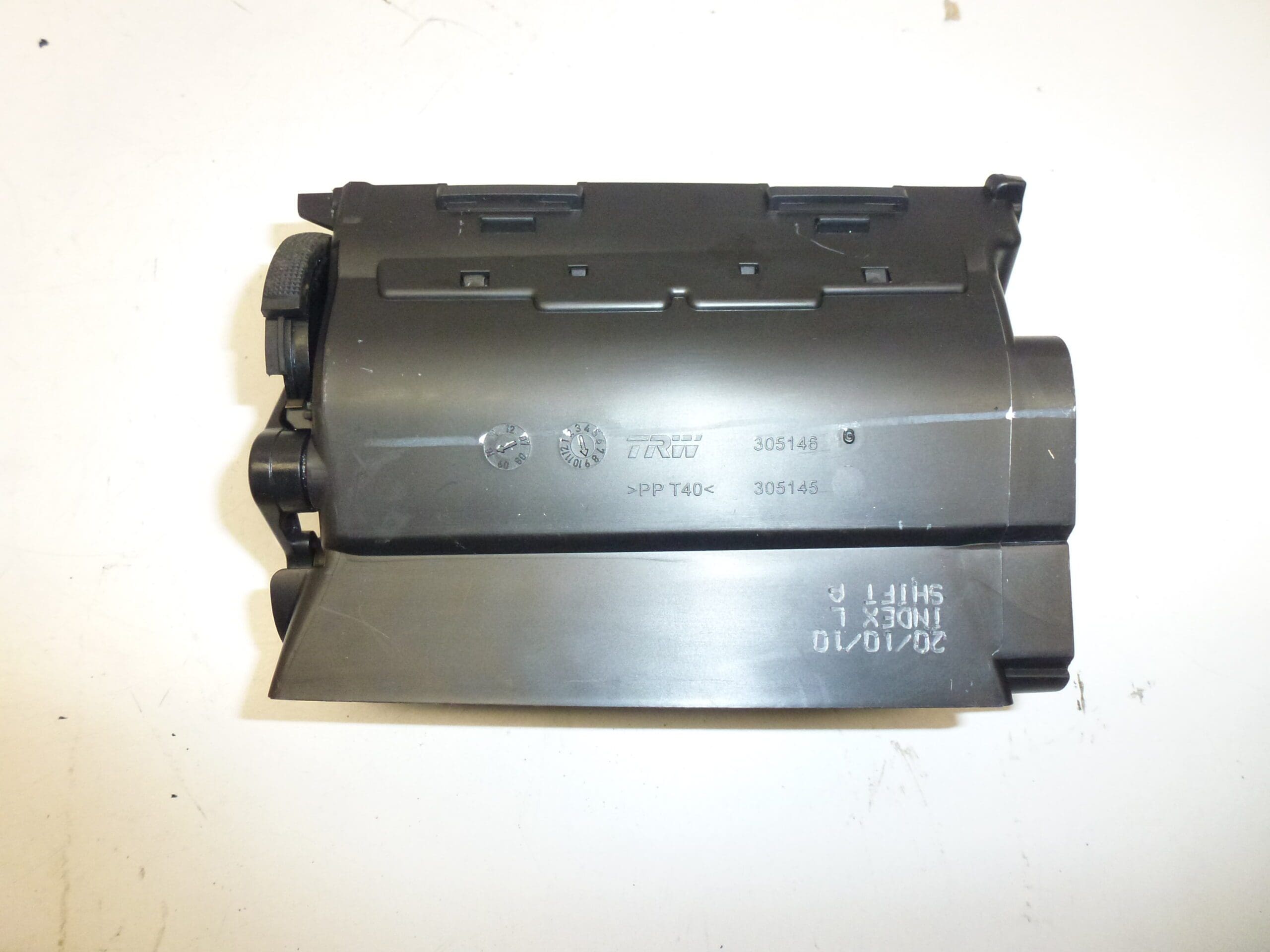 Szellőztető fúvóka Citroën C5 X7 9682442377 8265EW