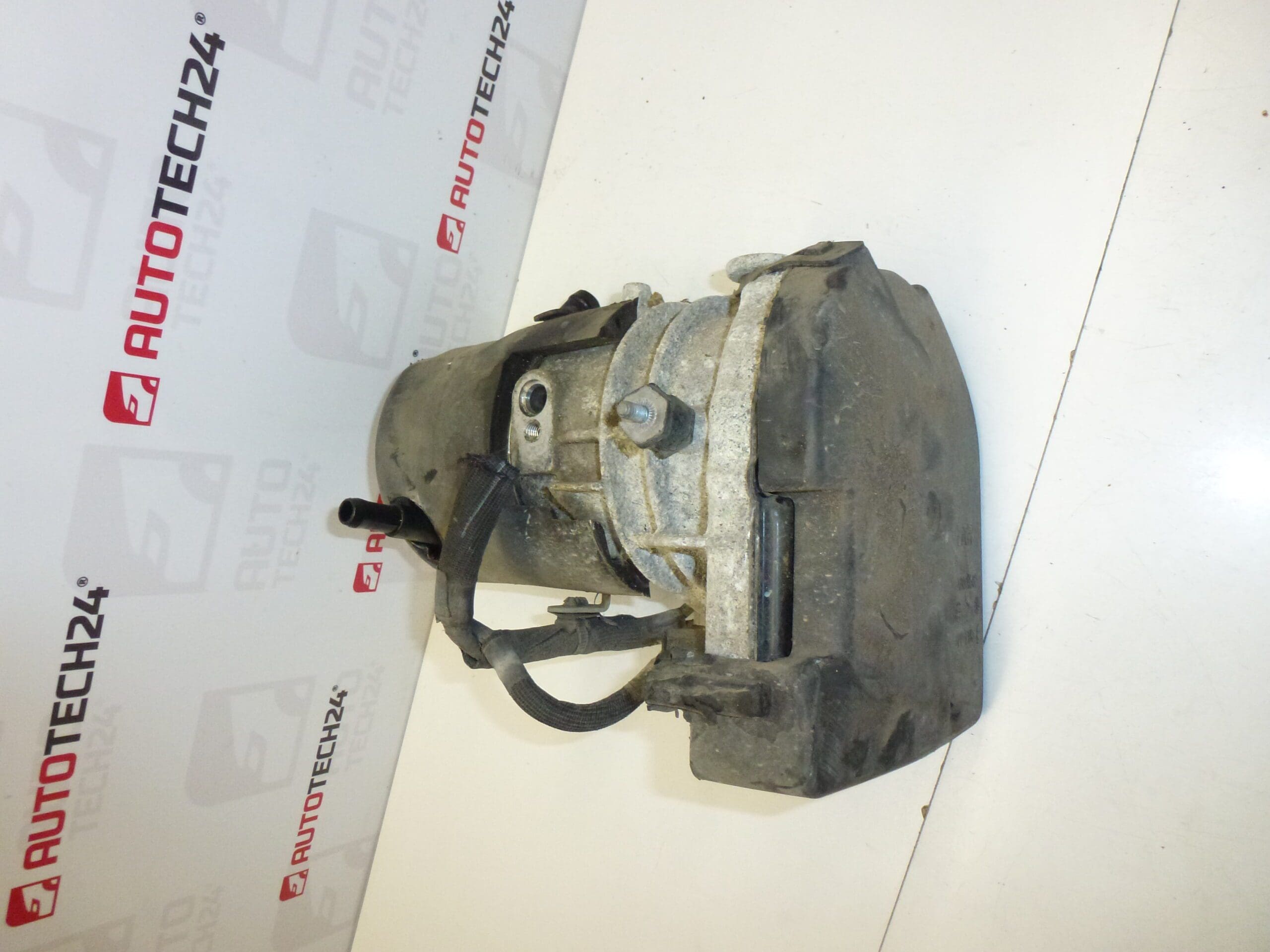 Szervokormány szivattyú TRW Citroën C5 III X7 9633173780 4008E2