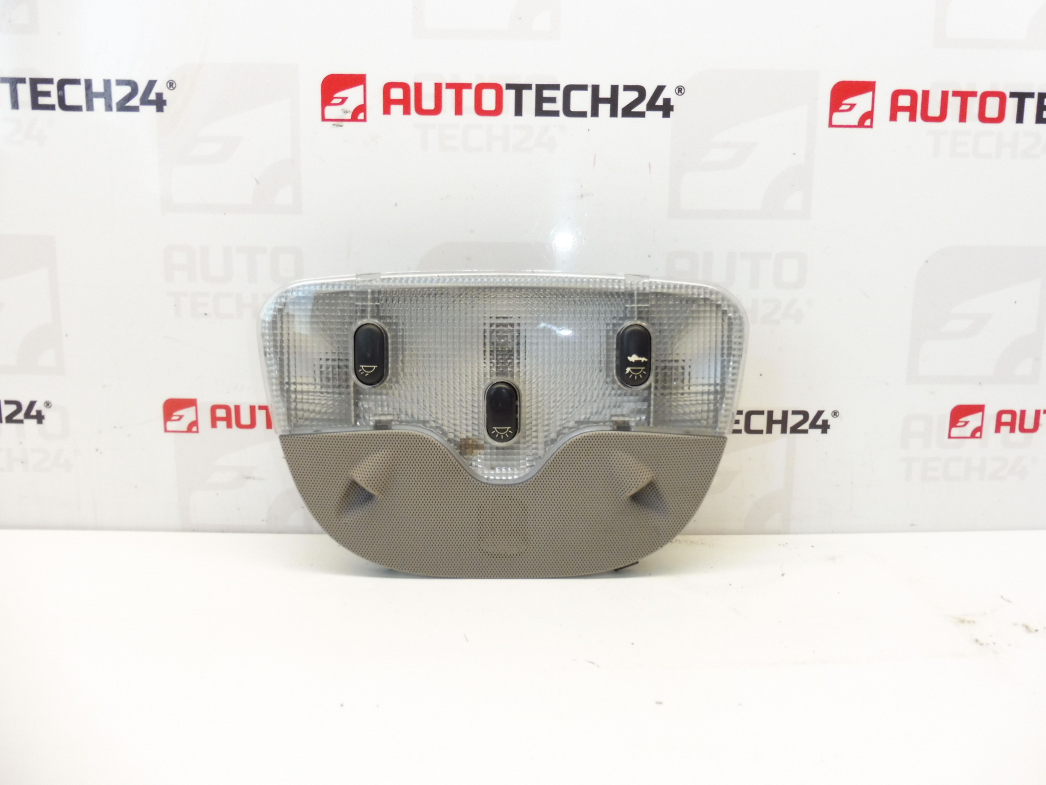 Belső lámpa Peugeot 607 9655389980 8146S5