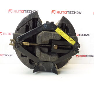 Karszerszám, kerékkulcs, vonószem Citroën C5 I