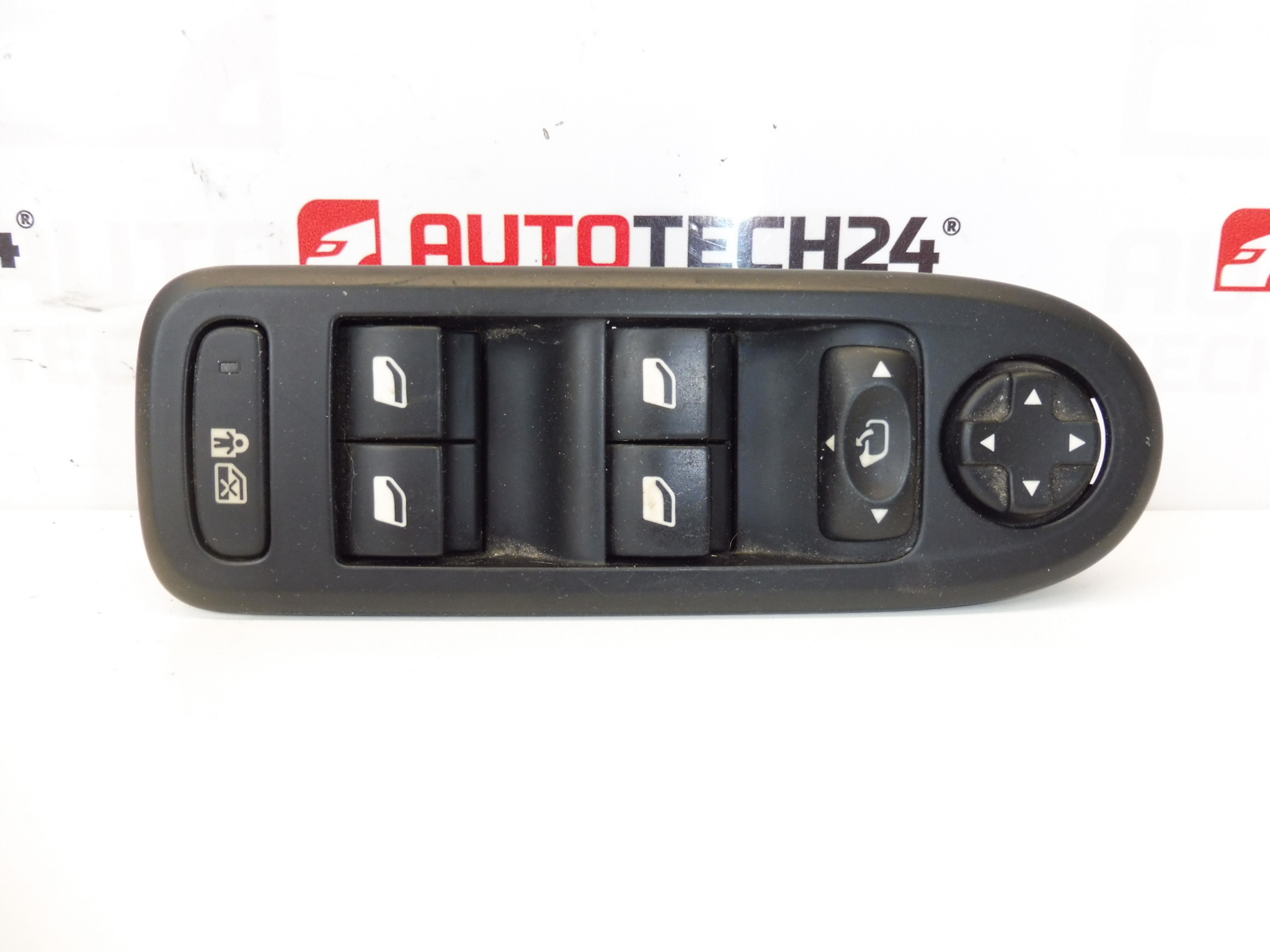 Ablak és tükör vezérlés Citroën Peugeot 96659465ZD 6490NR