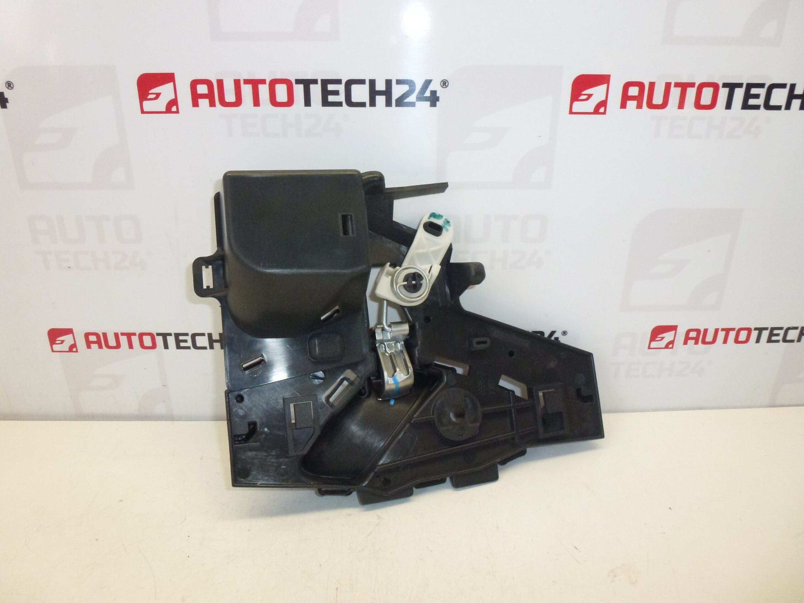 Jobb hátsó belső fogantyú Citroën C5 I and II 9649218877 9143J0