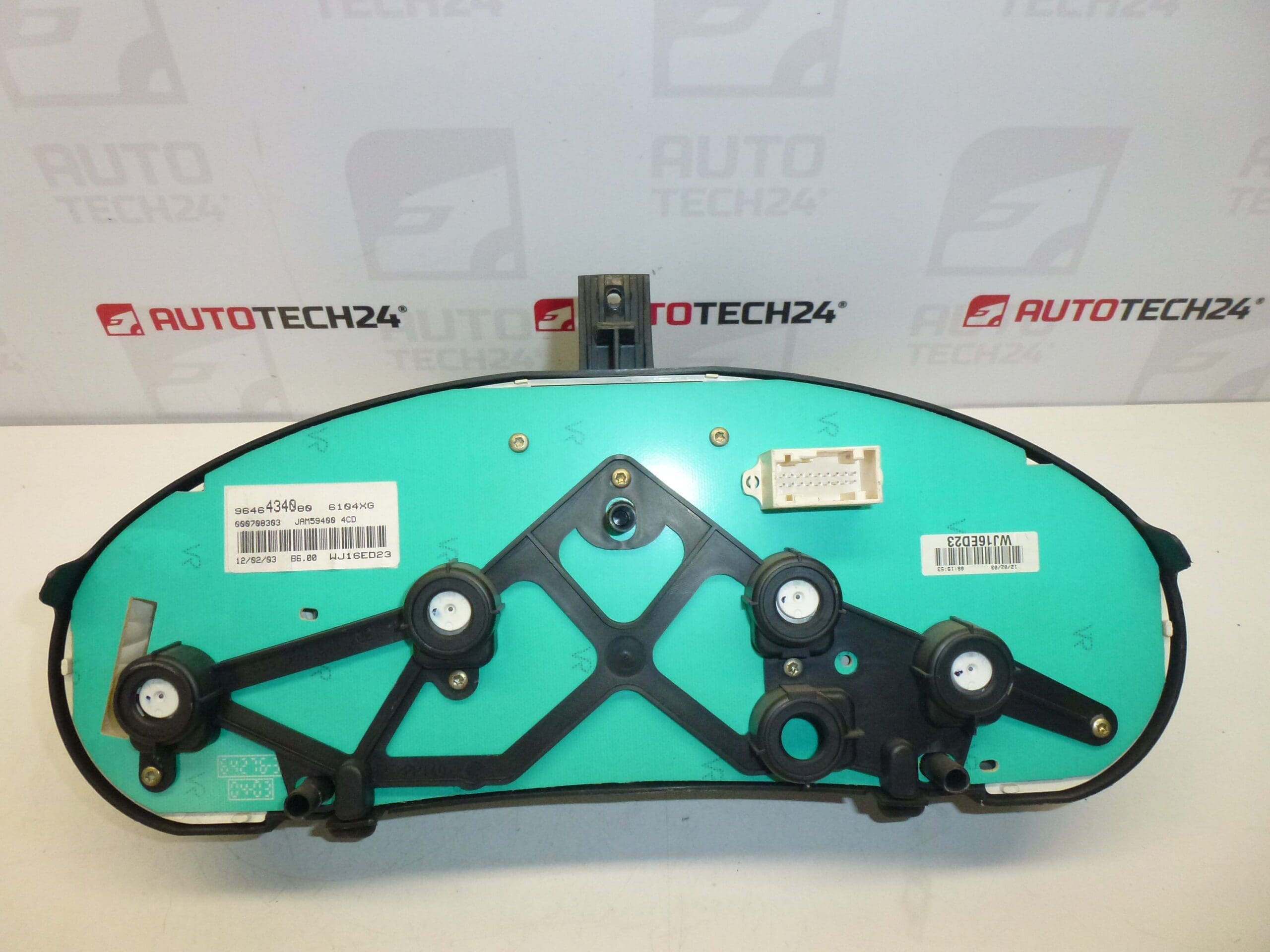 Sebességmérő tempomat Citroën Peugeot 282000 km 9646434080 6105QH