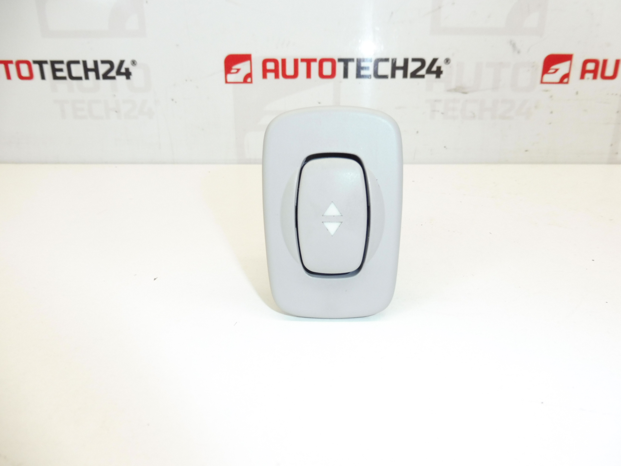 Napellenző vezérlő Citroën C5 X7 96627830BJ 6490F4