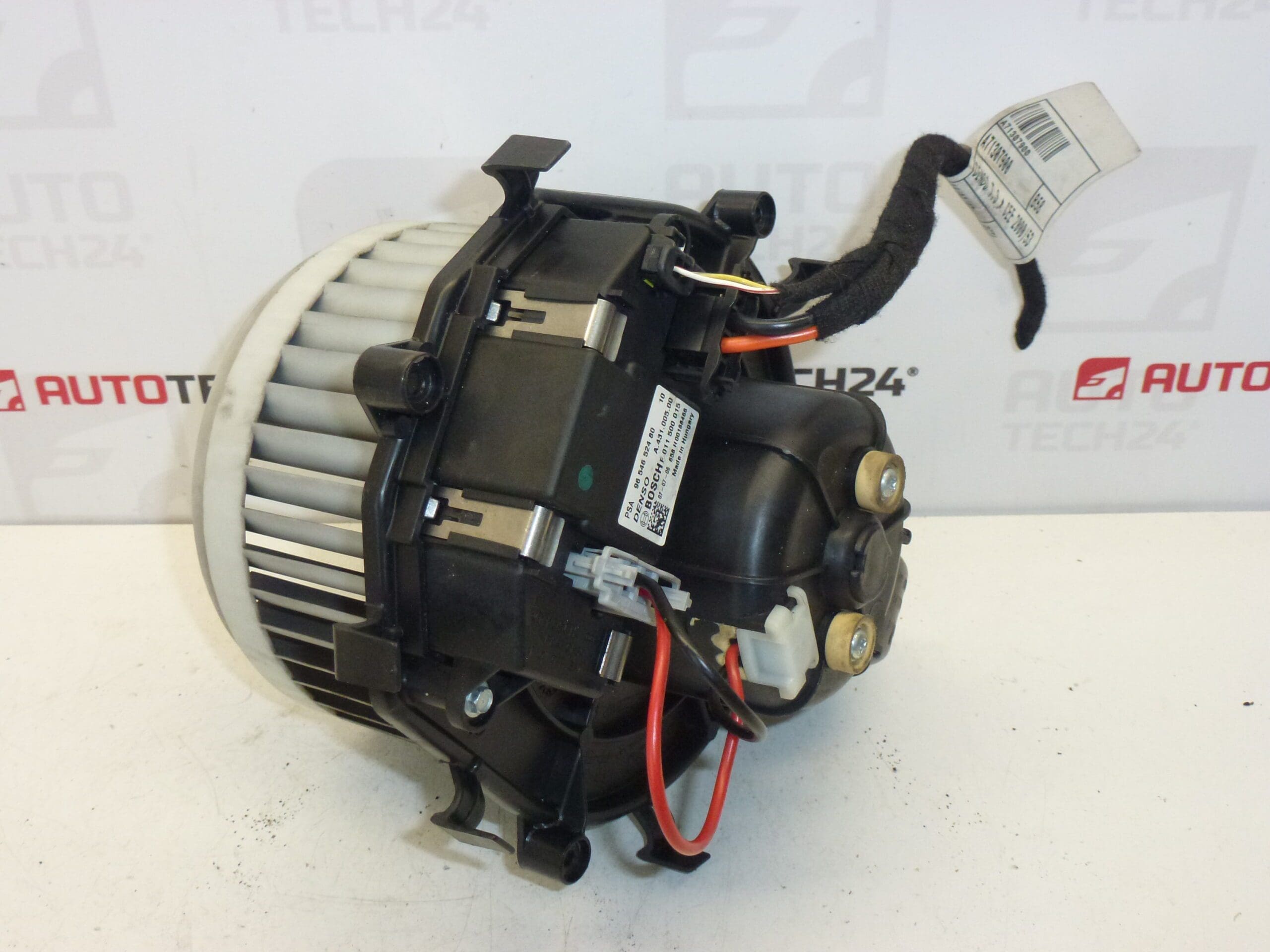 Fűtésventilátor szabályozóval Citroën Peugeot 9654652480