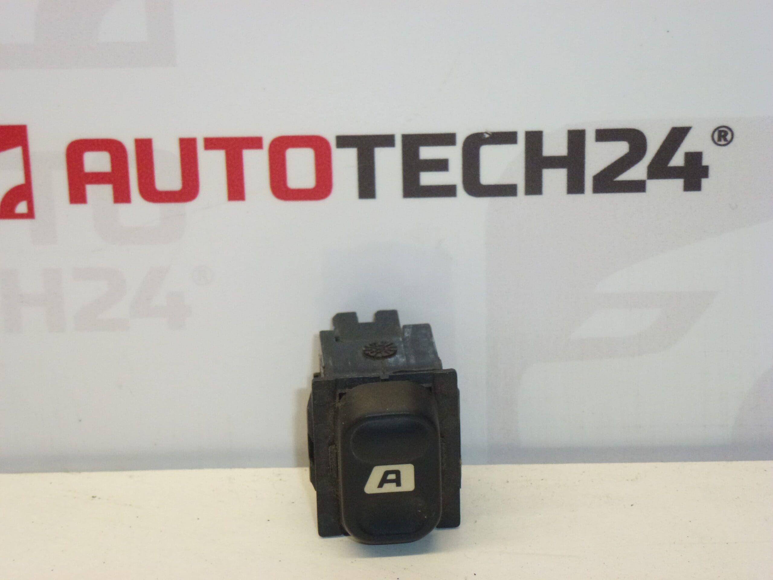 Citroën Xsara 6552NW ablakvezérlő