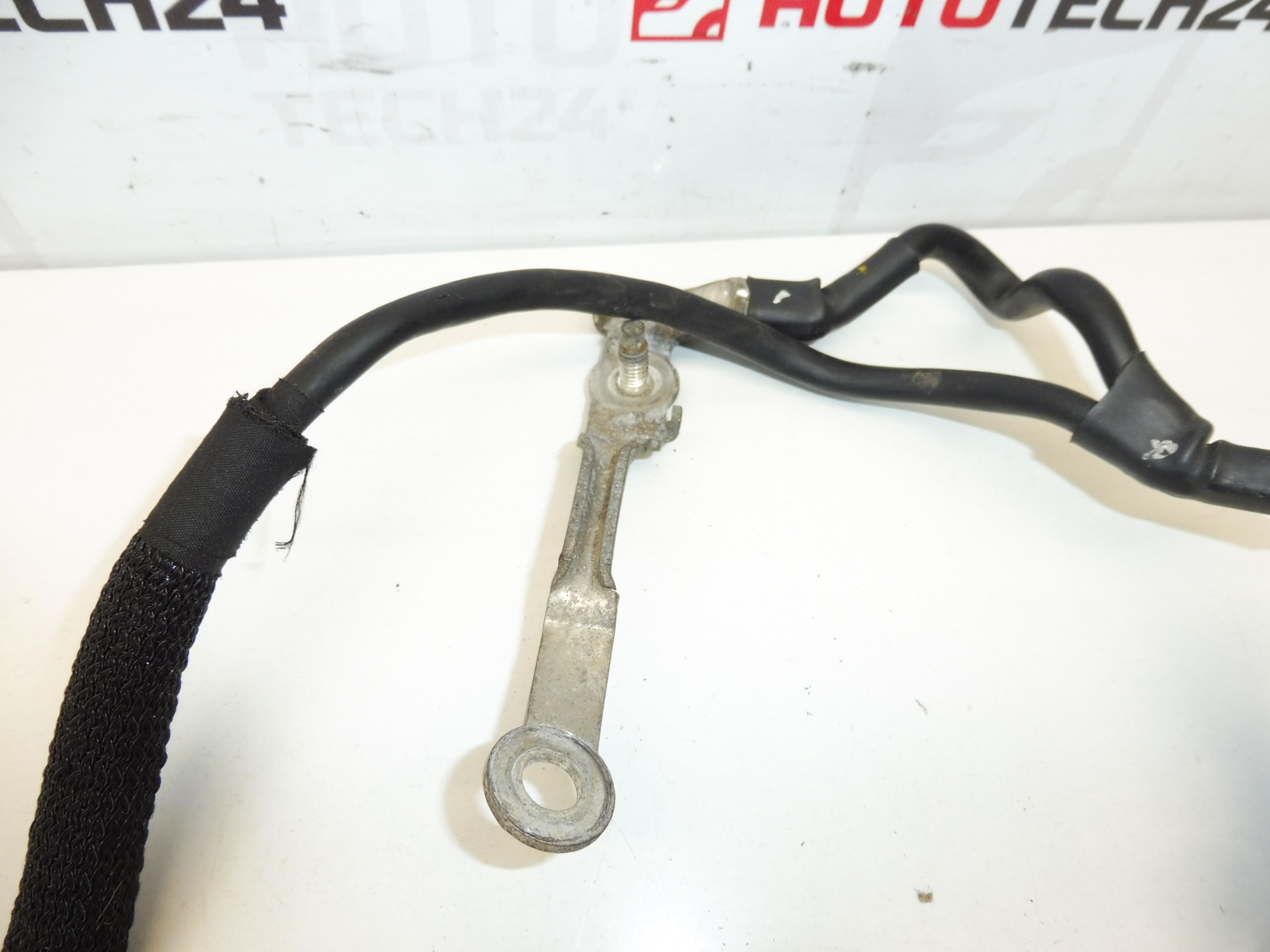 Csatlakozókábel a Citroën Peugeot 9676605080 autó akkumulátor + érintkezőjéhez