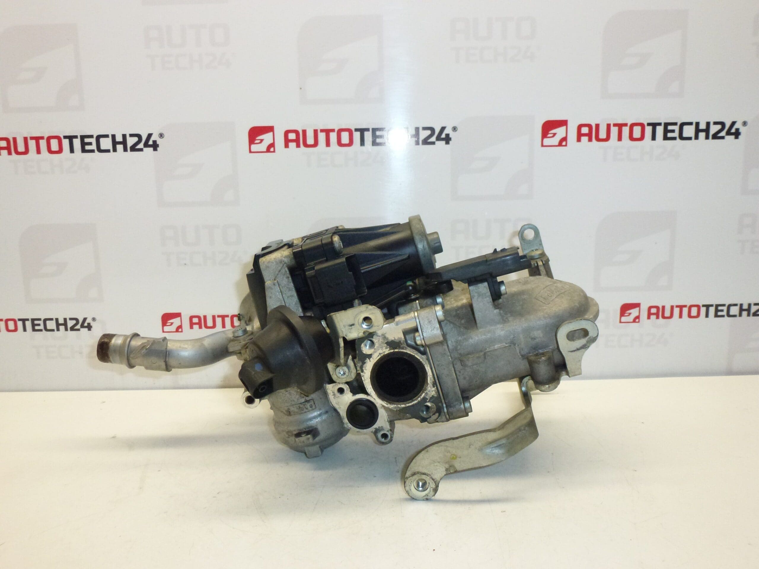 EGR szelep érzékelővel 1.4 HDI 1.6 HDI Citroën Peugeot 9671187780 1618LC