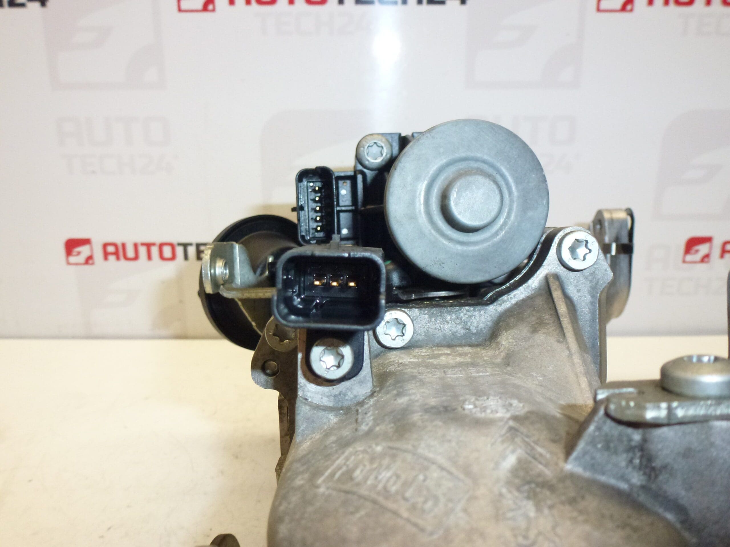 EGR szelep érzékelővel 1.4 HDI 1.6 HDI Citroën Peugeot 9671187780 1618LC