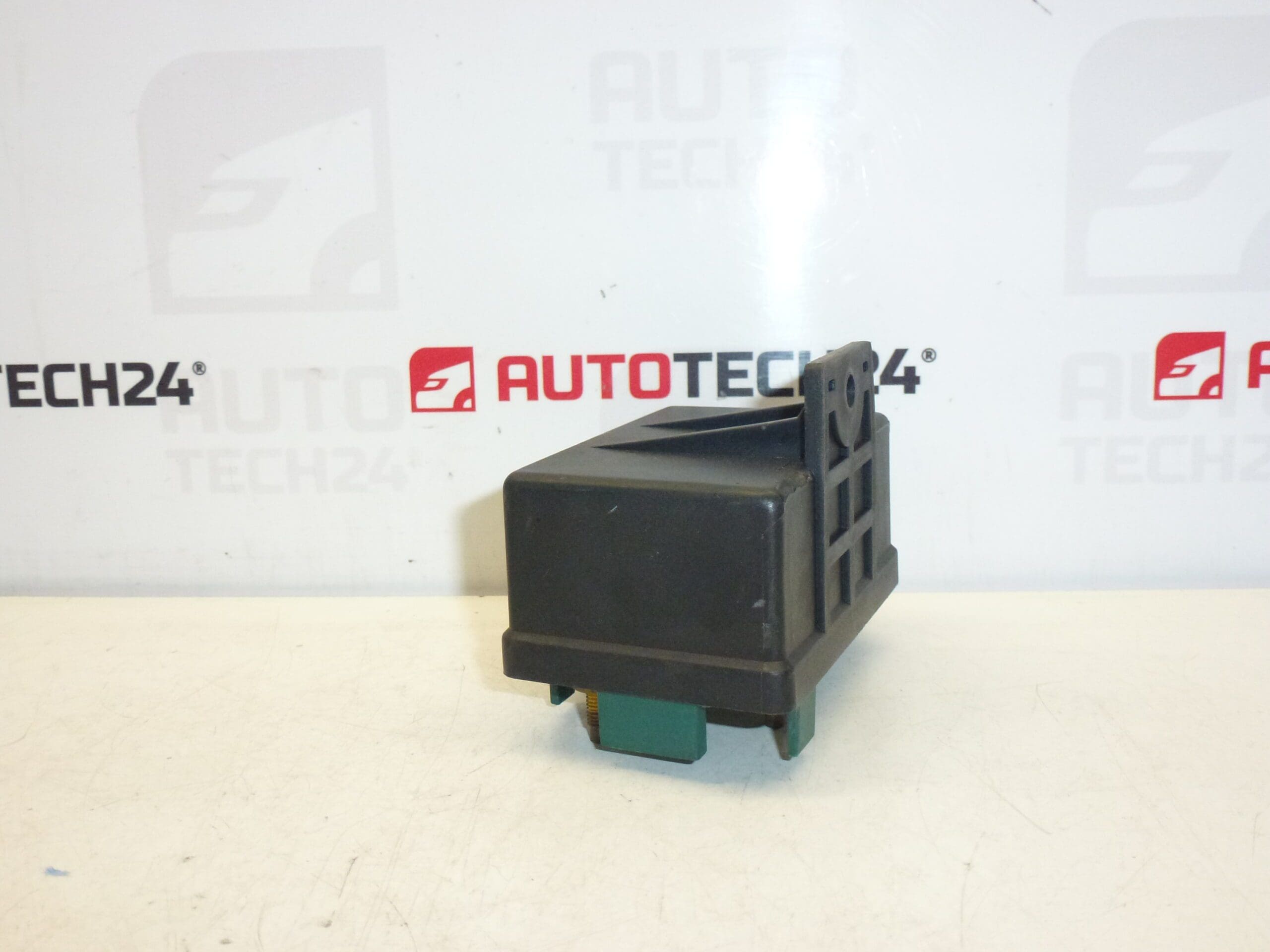 Izzítórelé NAGARES Citroën Peugeot 9616582380