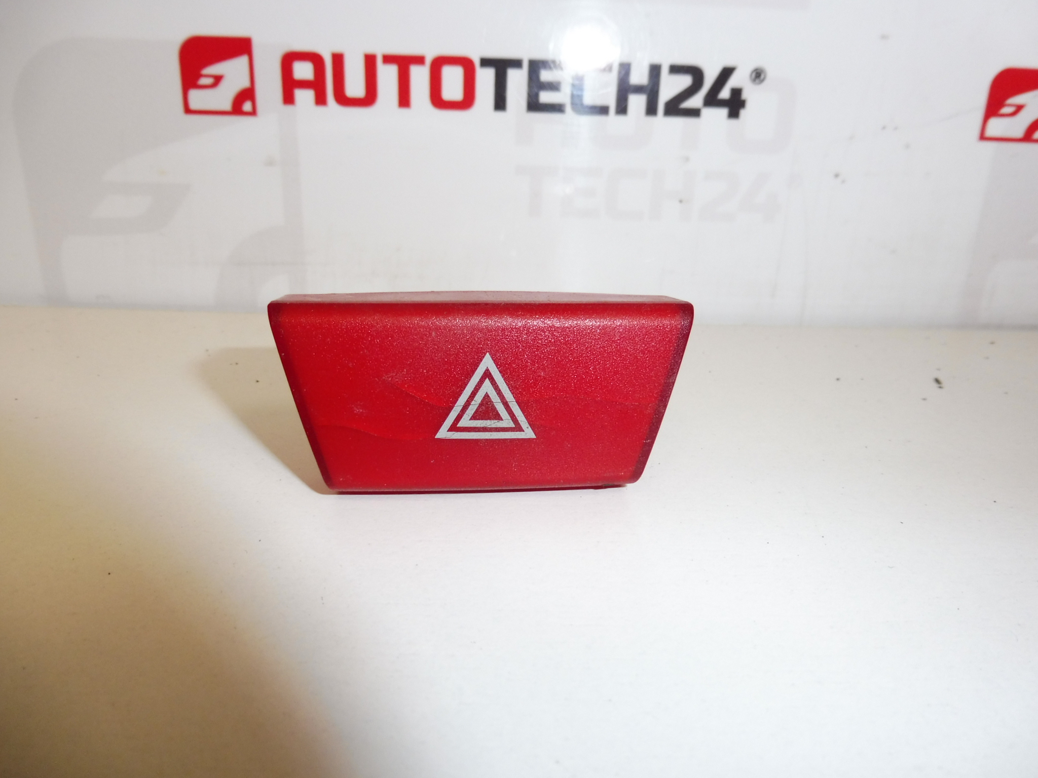 Citroën C1 Peugeot 107 6554KW 6490NG vezető repedés