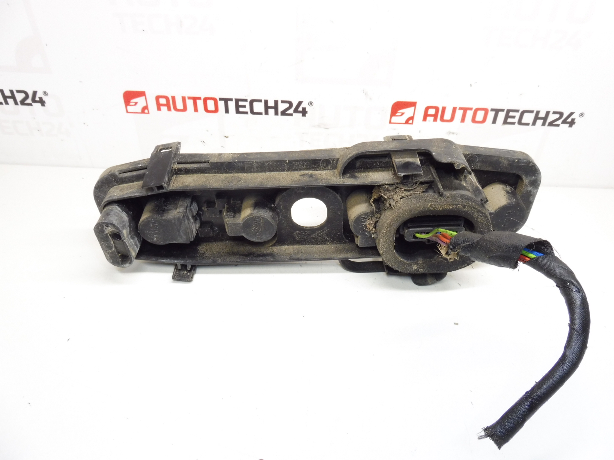 Citroën C2 hátsó lámpa talp 6351S7 6350S7