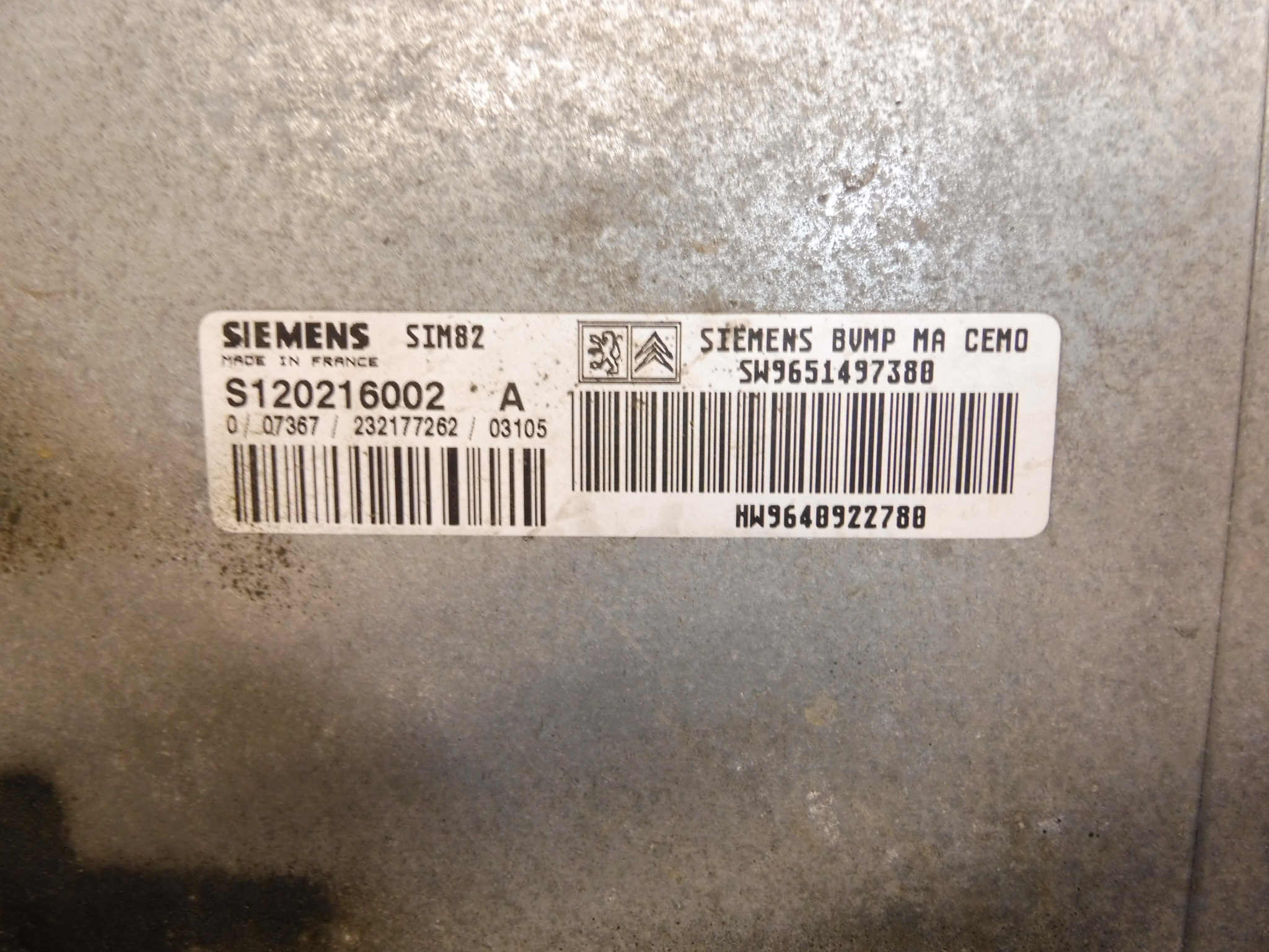 ECU szenzodrive Citroën Peugeot 9640922780 S120216002 A 2529J9