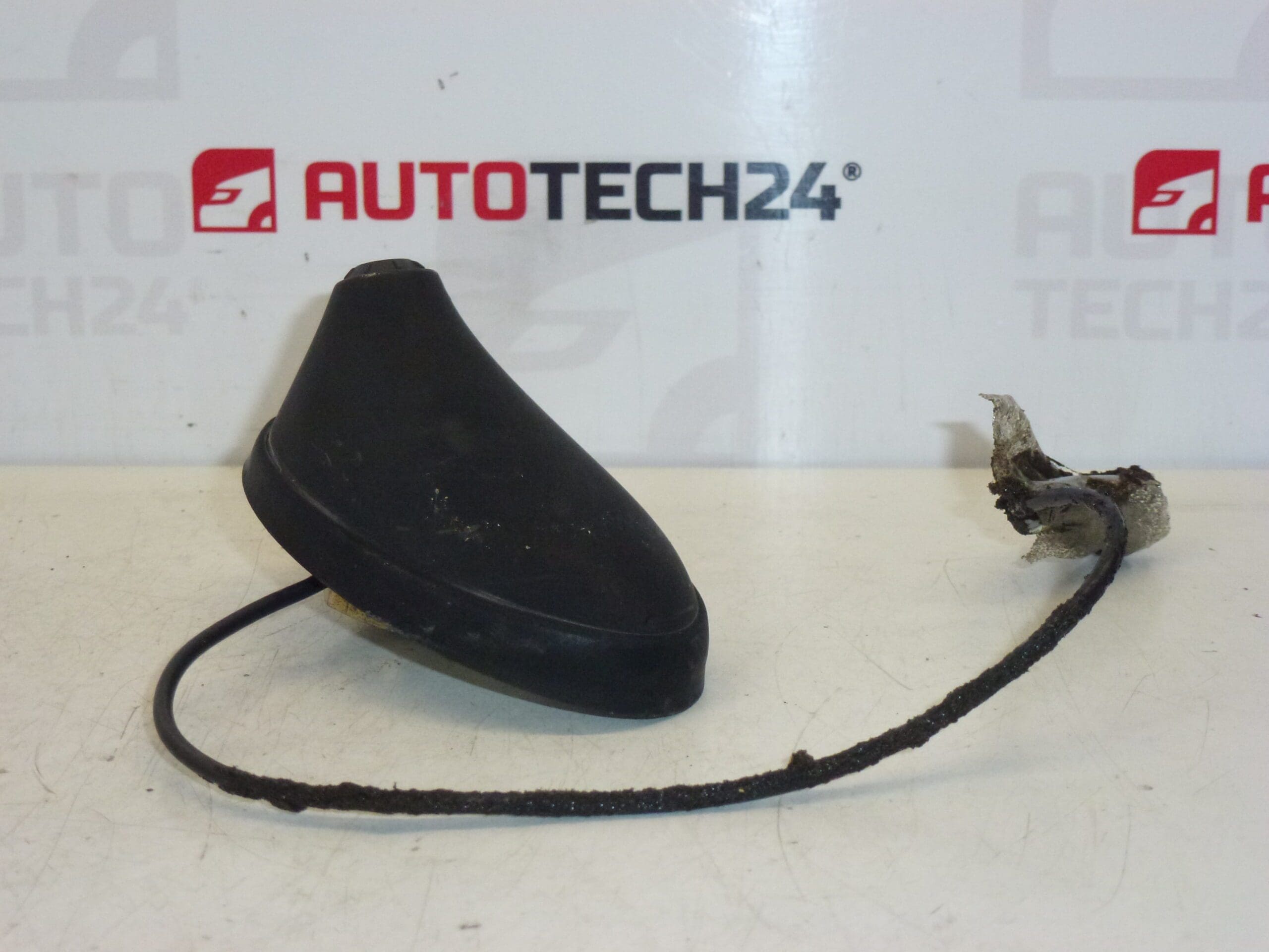 Antenna Citroën Peugeot 9655613780 6561Z9