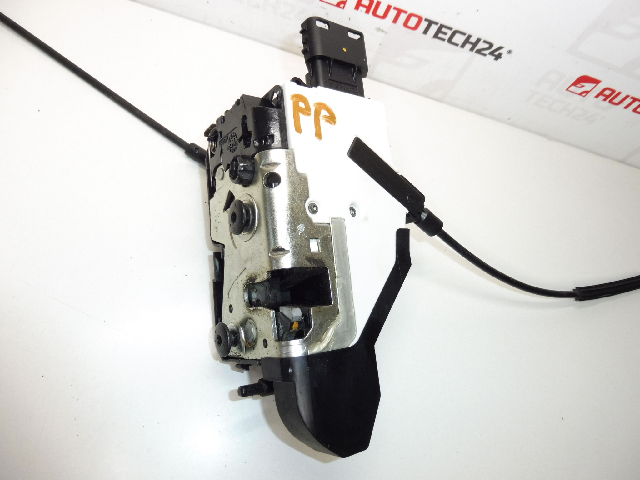 Jobb első ajtózár Citroën C3 Picasso 9136FH