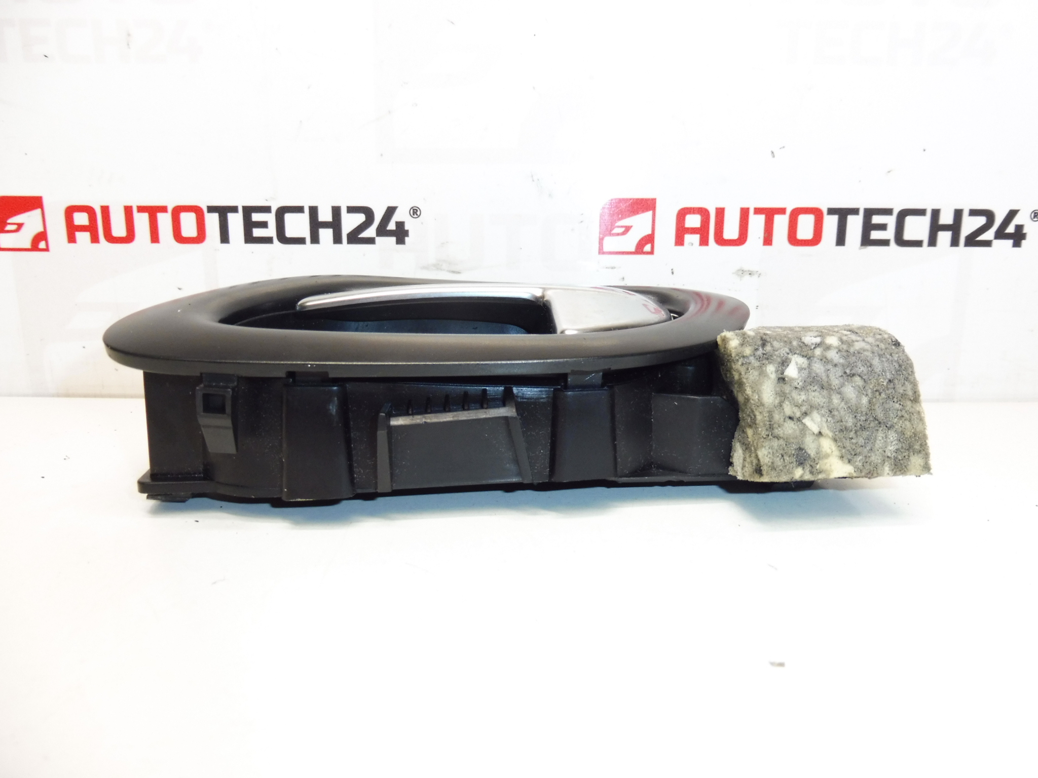 Belső bal ajtókilincs Citroën Peugeot 96834461VV 9683446177