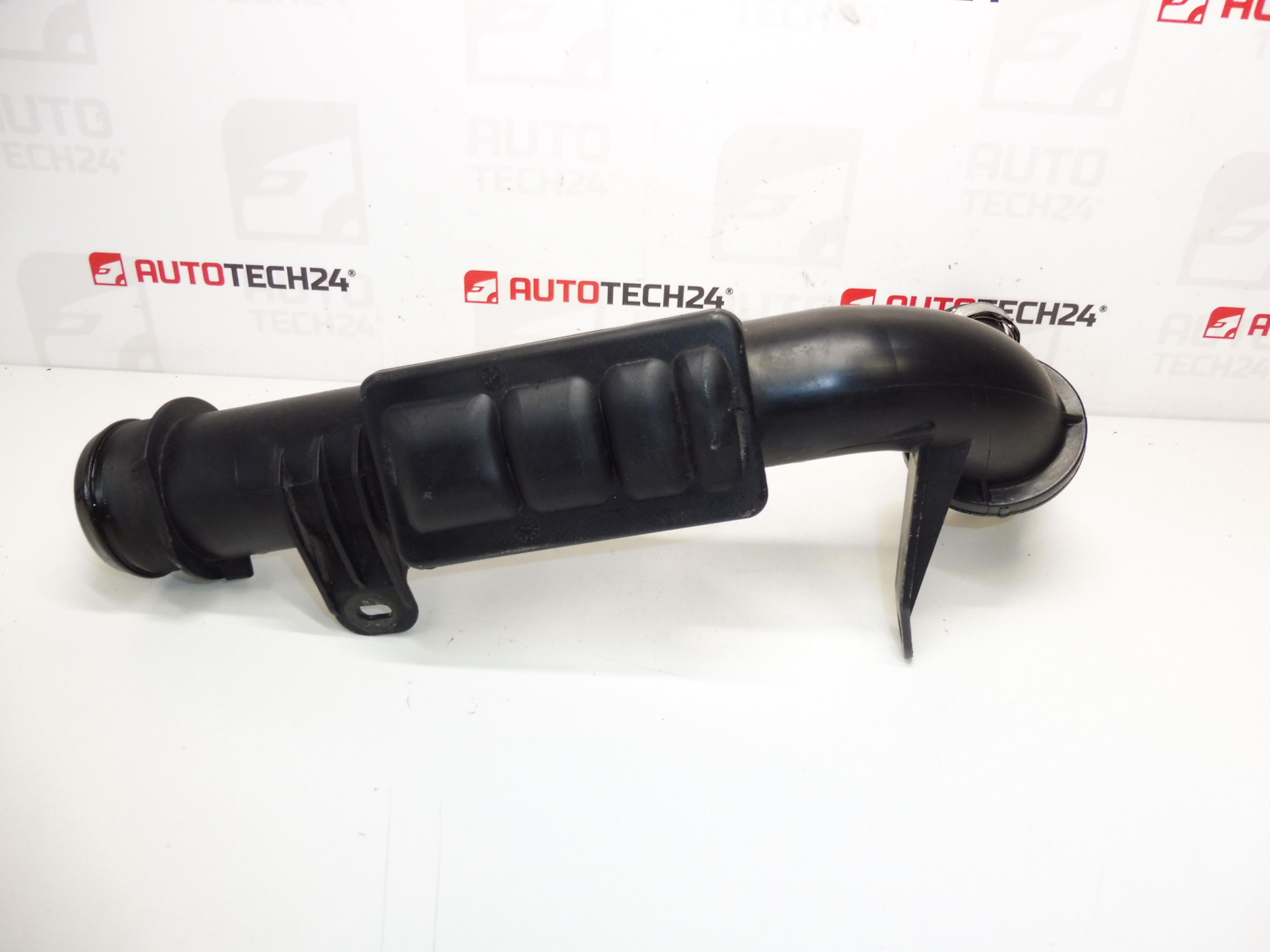 Citroën Peugeot 2.0 HDI 0382HE turbó levegő csatlakozás