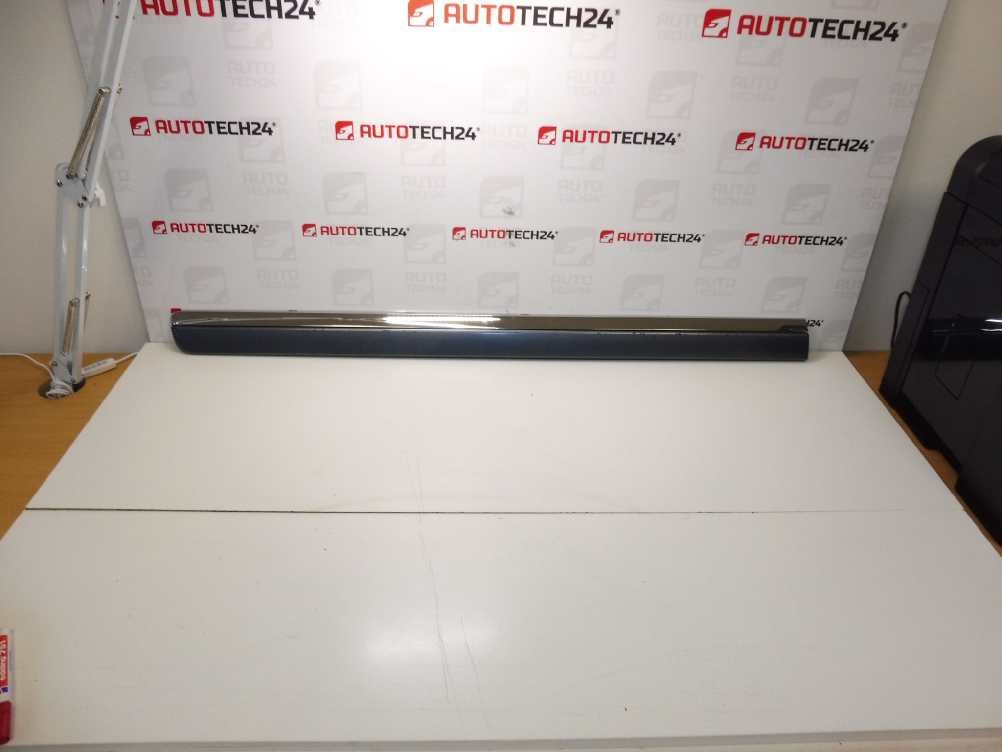 Bal első ajtó díszléc Citroen C8 Peugeot 807 EZW 1401028777 8545GH