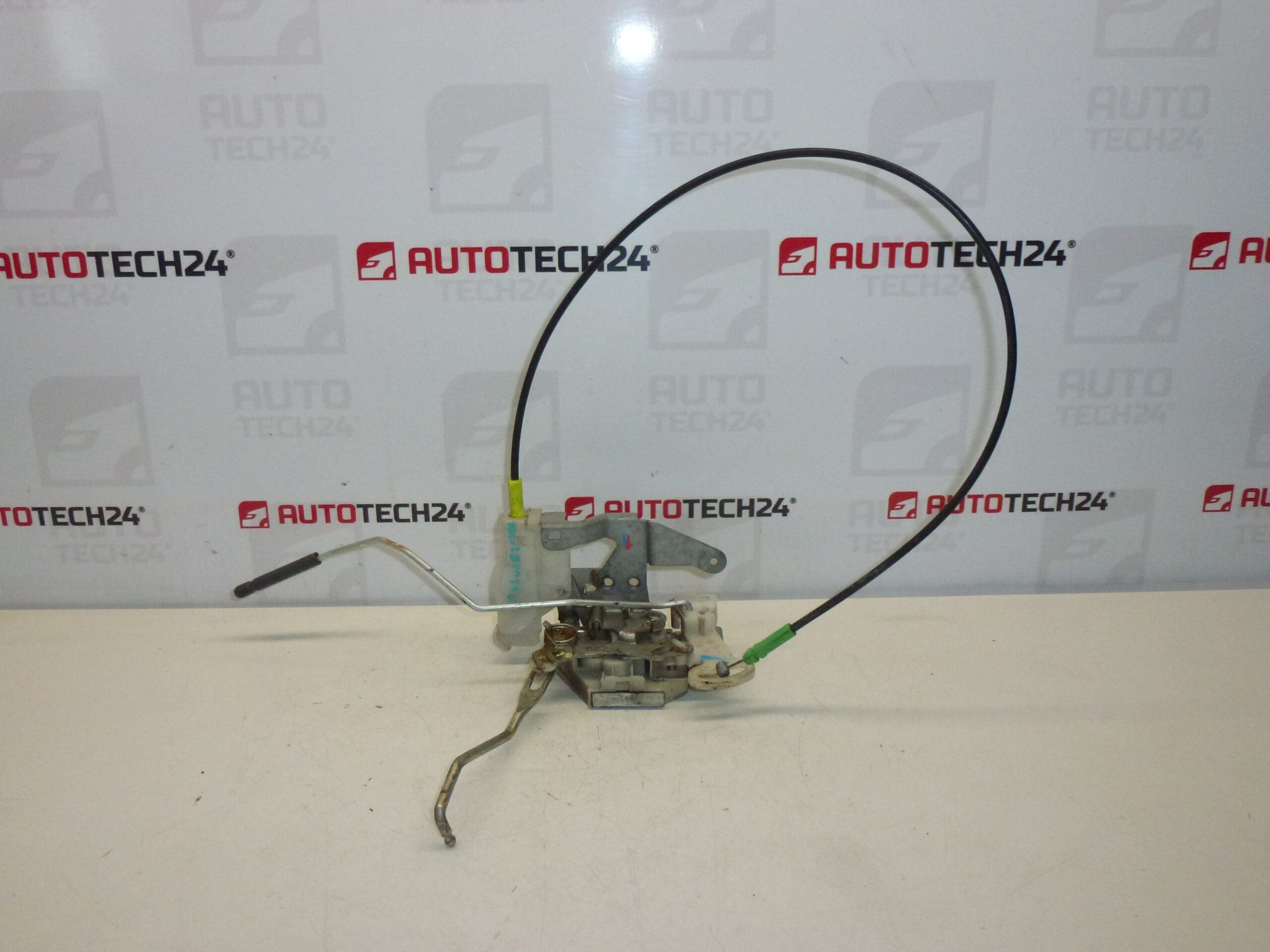 Jobb ajtózár 3. ajtó Citroën C1 Peugeot 107 9136T0