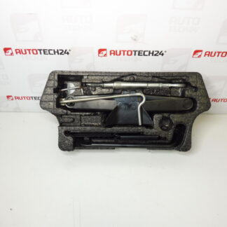 Szerszám, kar, csavarkulcs, vonószem Citroën C4 Picasso 6736A3 674418 672594 671809 671739