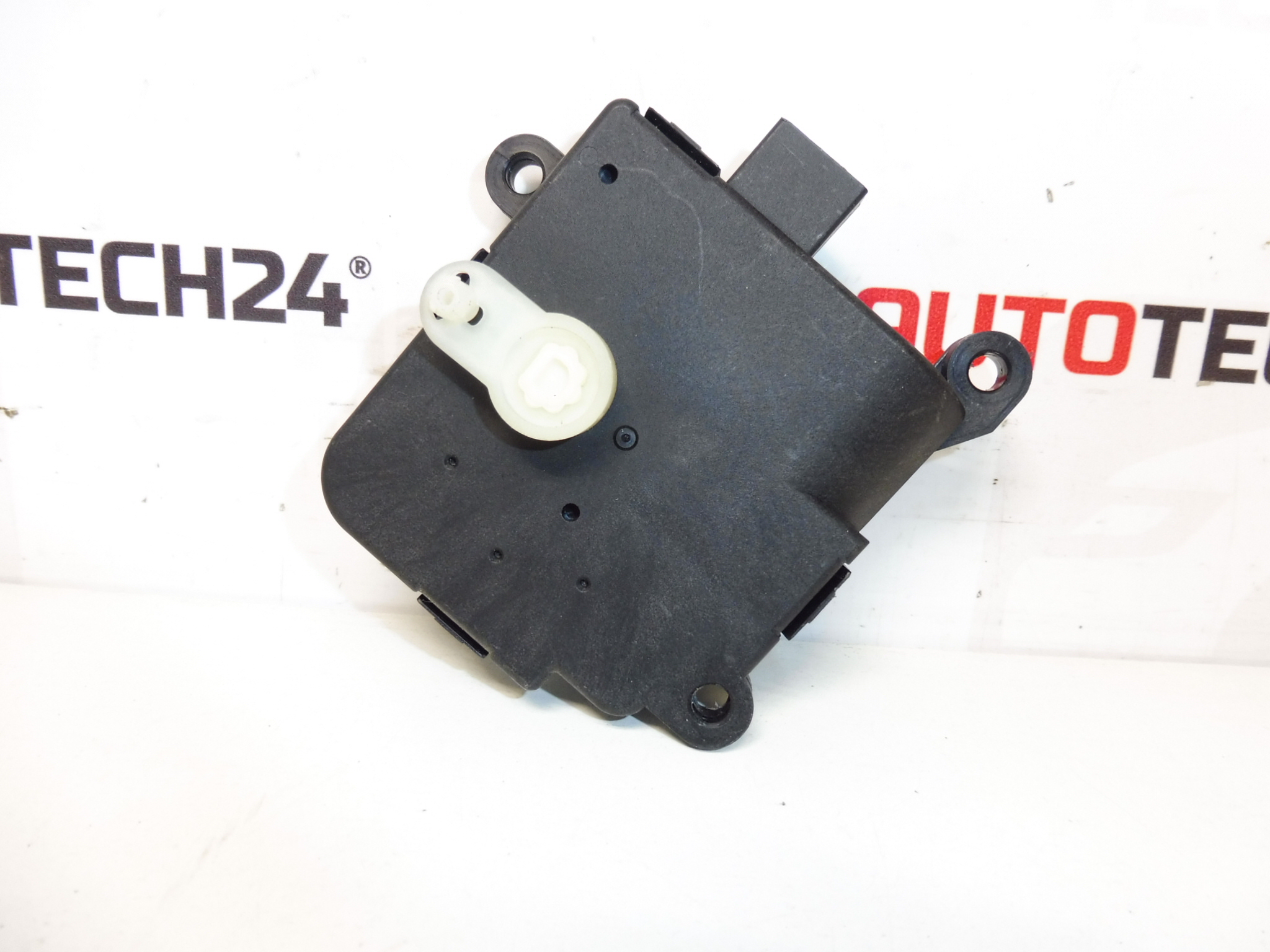 Fűtés szervo motor Citroën Peugeot 210665693F 6447AP