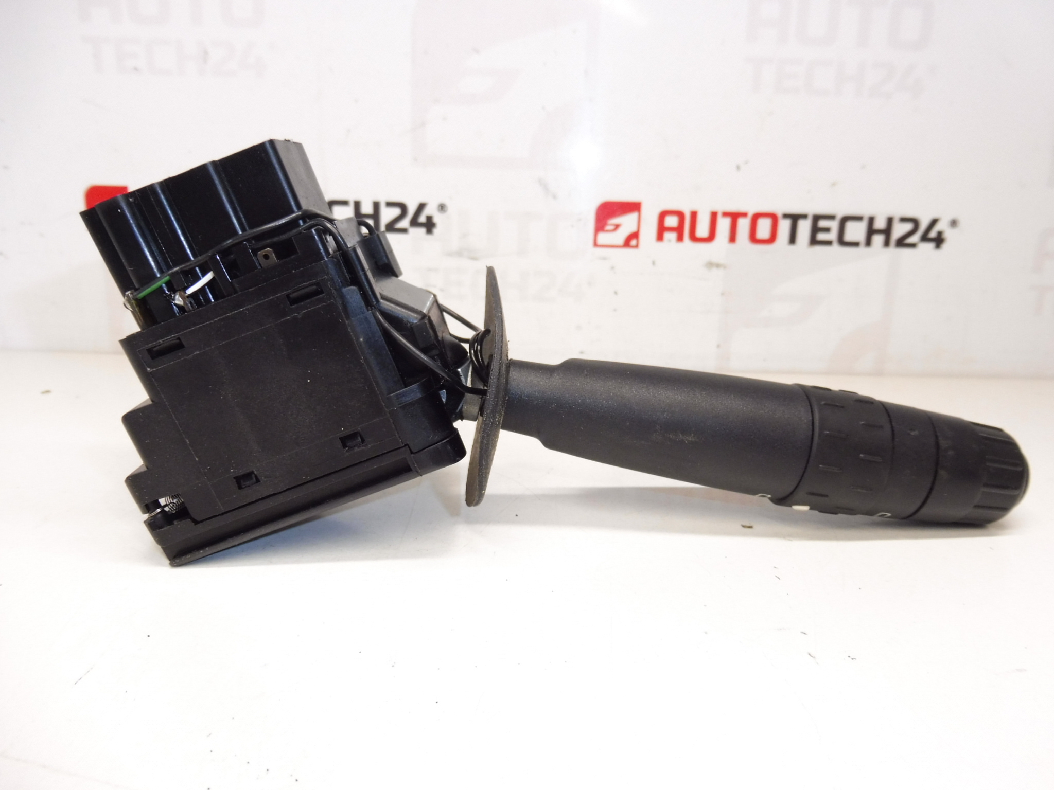 Fényvezérlő Citroën Peugeot 96251931ZL 625368