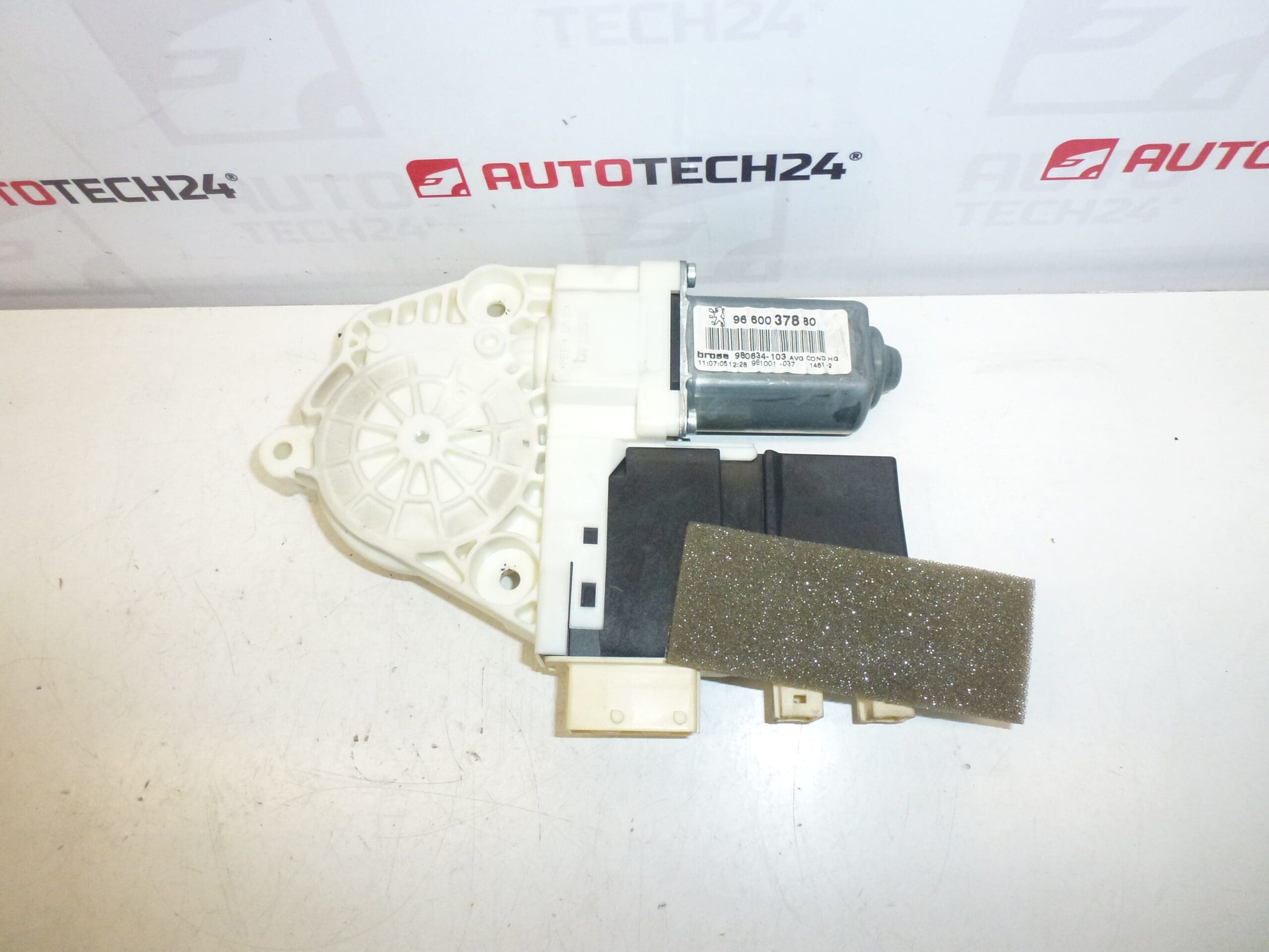 Peugeot 307 CC bal oldali ablak motor 9660037880 9221CN