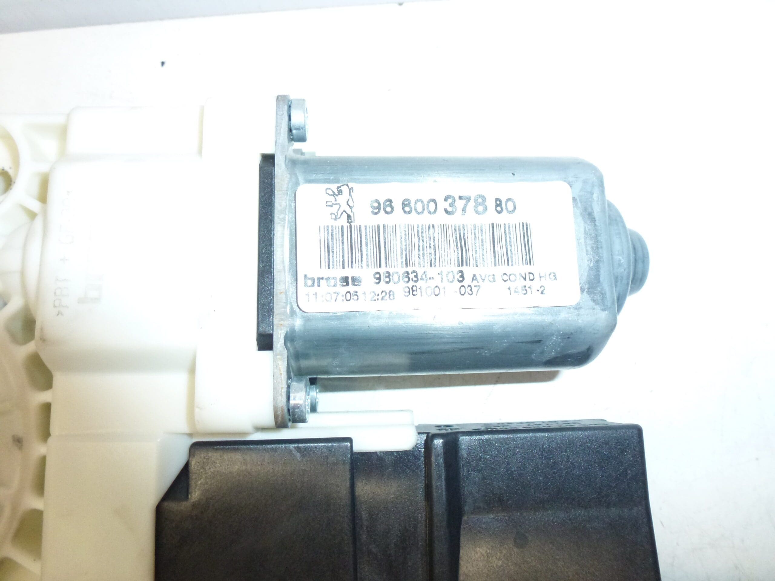 Peugeot 307 CC bal oldali ablak motor 9660037880 9221CN