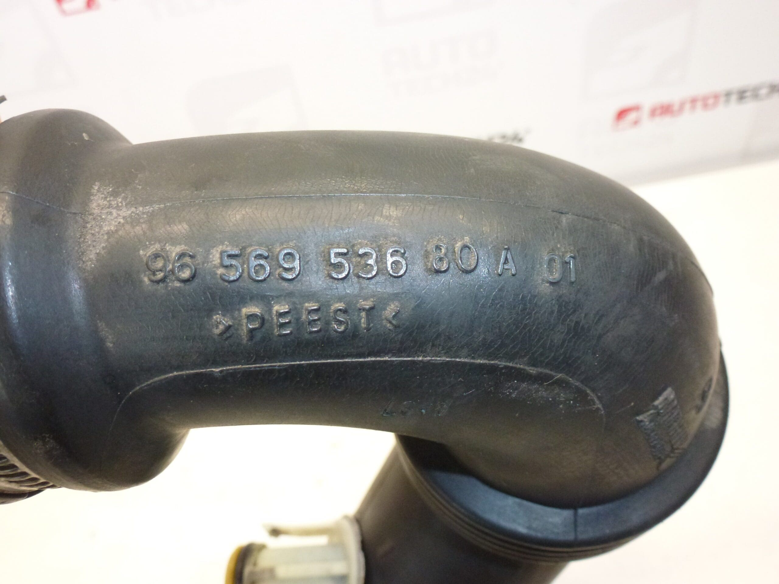 Turbótömlő 1.6 HDI Citroën Peugeot 9656953680 1434E1