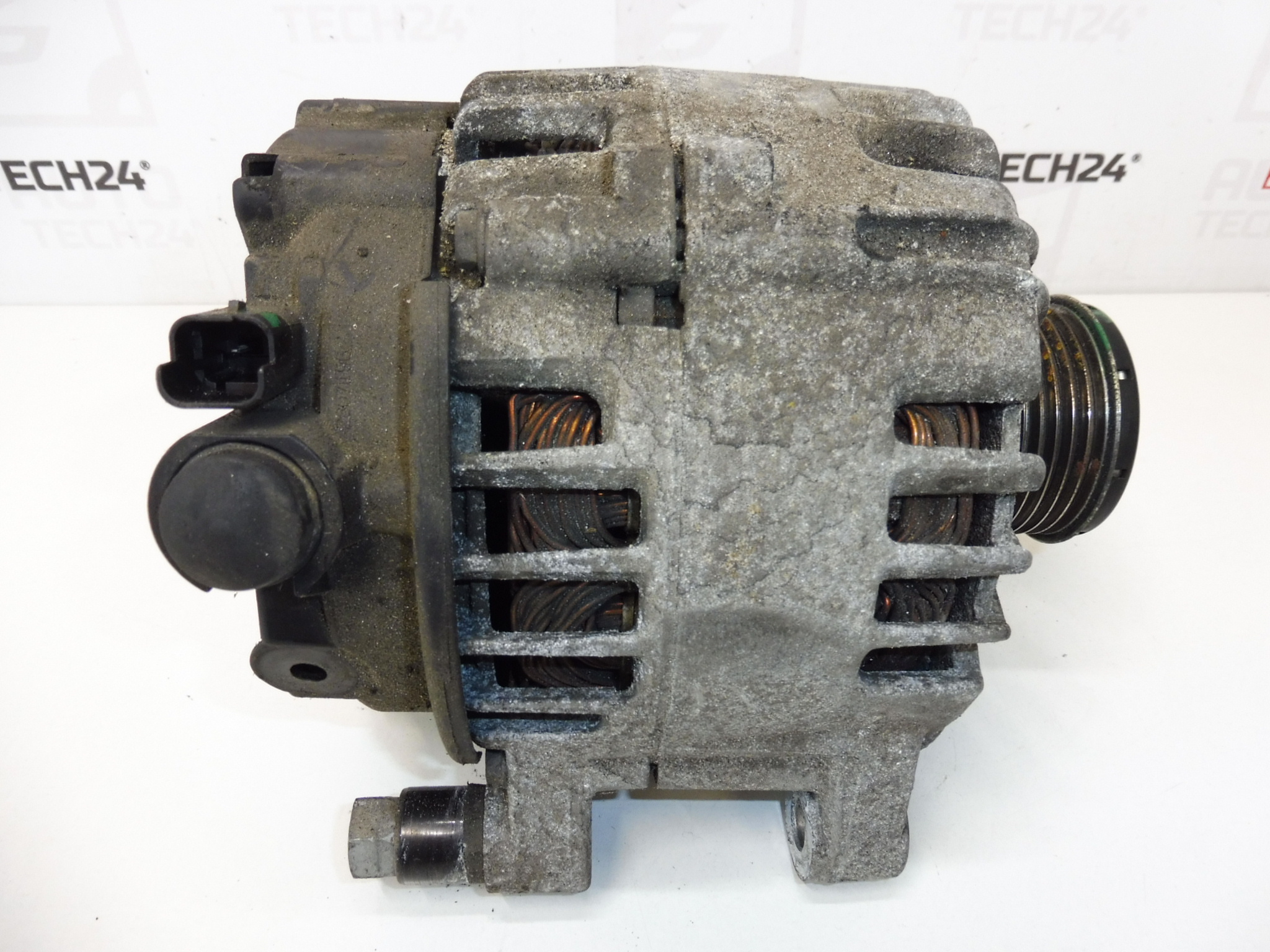 Generátor Valeo CL15 Citroën Peugeot 1.6 e-HDI 9678048880 5705KV
