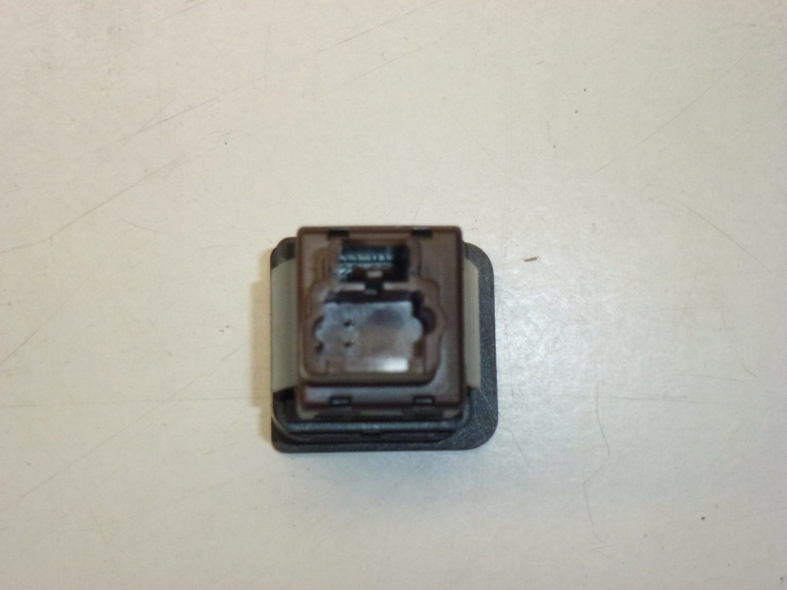 Utasoldali légzsák kapcsoló Citroën Peugeot 96392531XT 8216K4