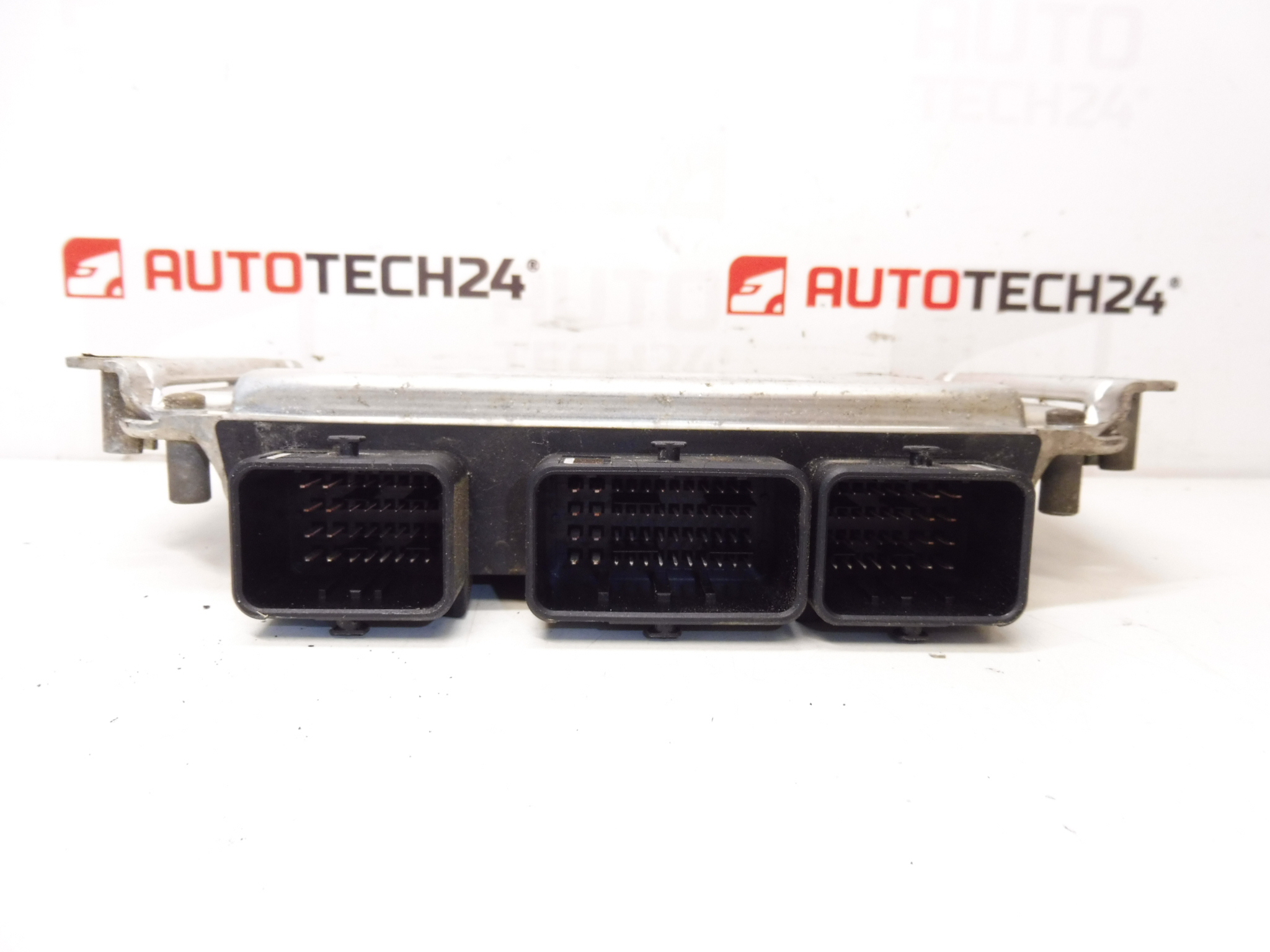 ECU Bosch ME7.4.4 0261207859 9648487180