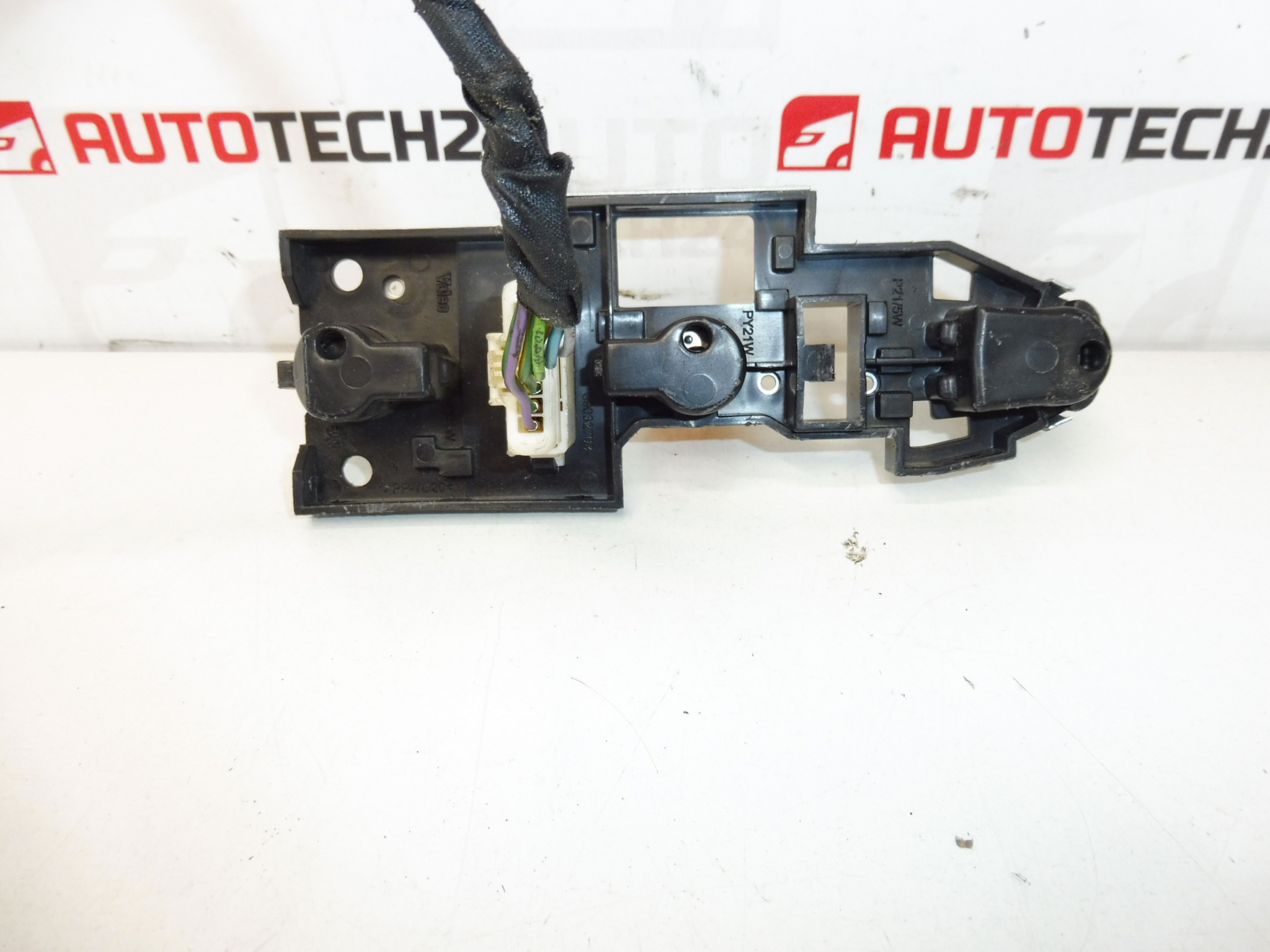 Hátsó lámpa talp vezetékkel Citroën C5 II 89032703