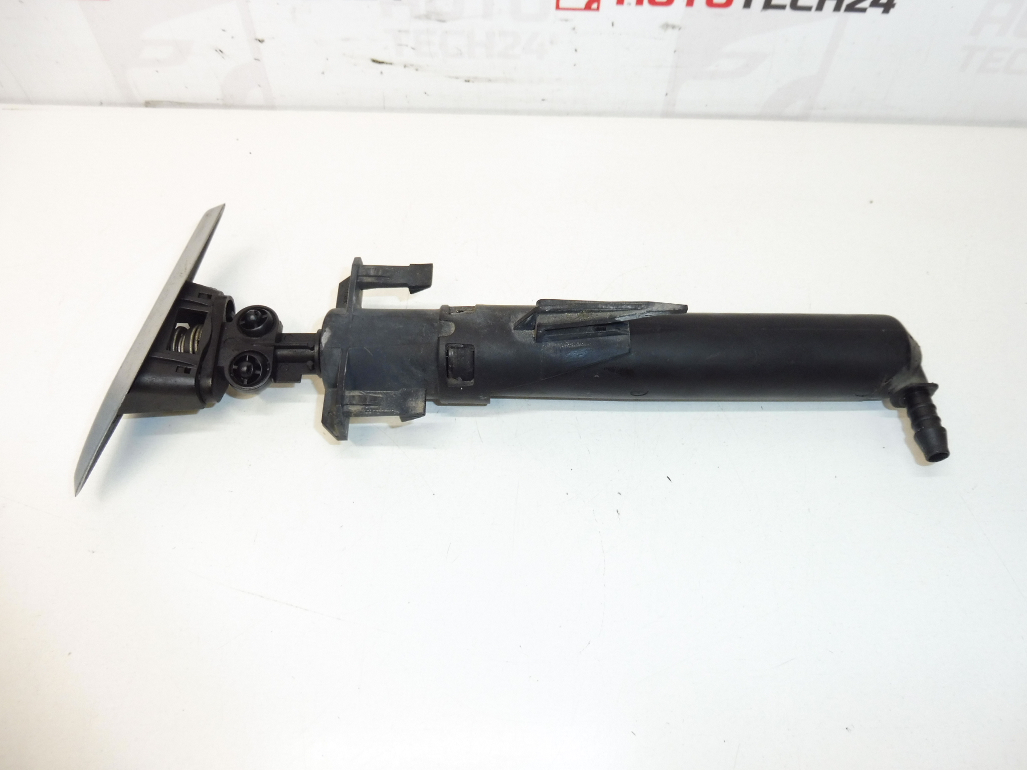 Jobb fényszórómosó fúvóka Peugeot 307 II 6438P1 6438S5 6438T0