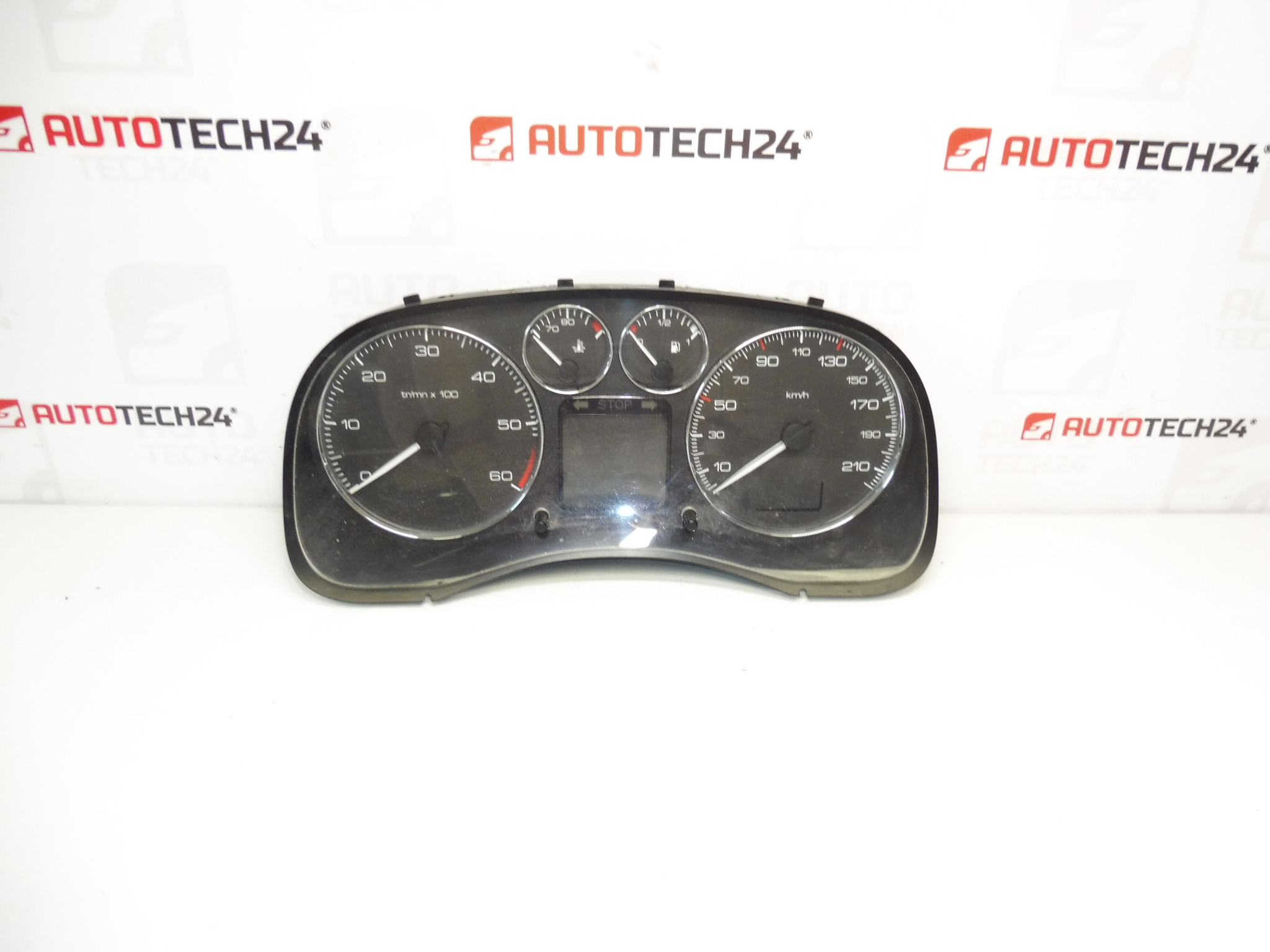 Sebességmérő futásteljesítmény 272420 km Peugeot 307 9654485280 6106N4
